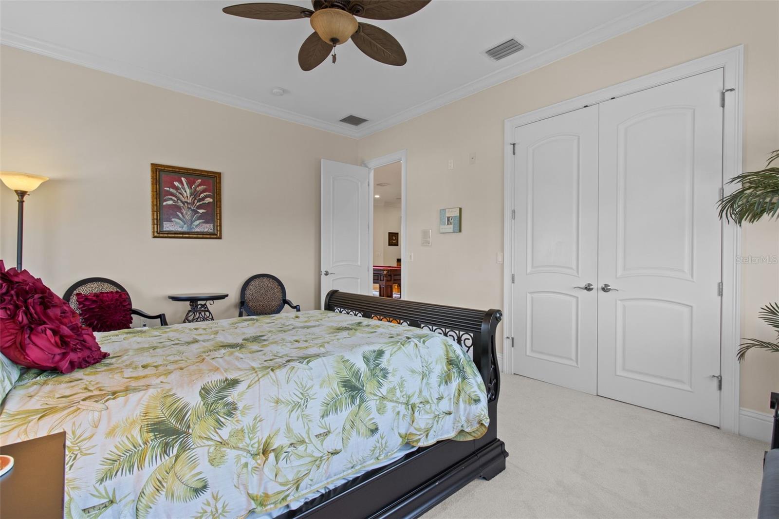 7986 9TH AVE S, ST PETERSBURG, FL, 33707