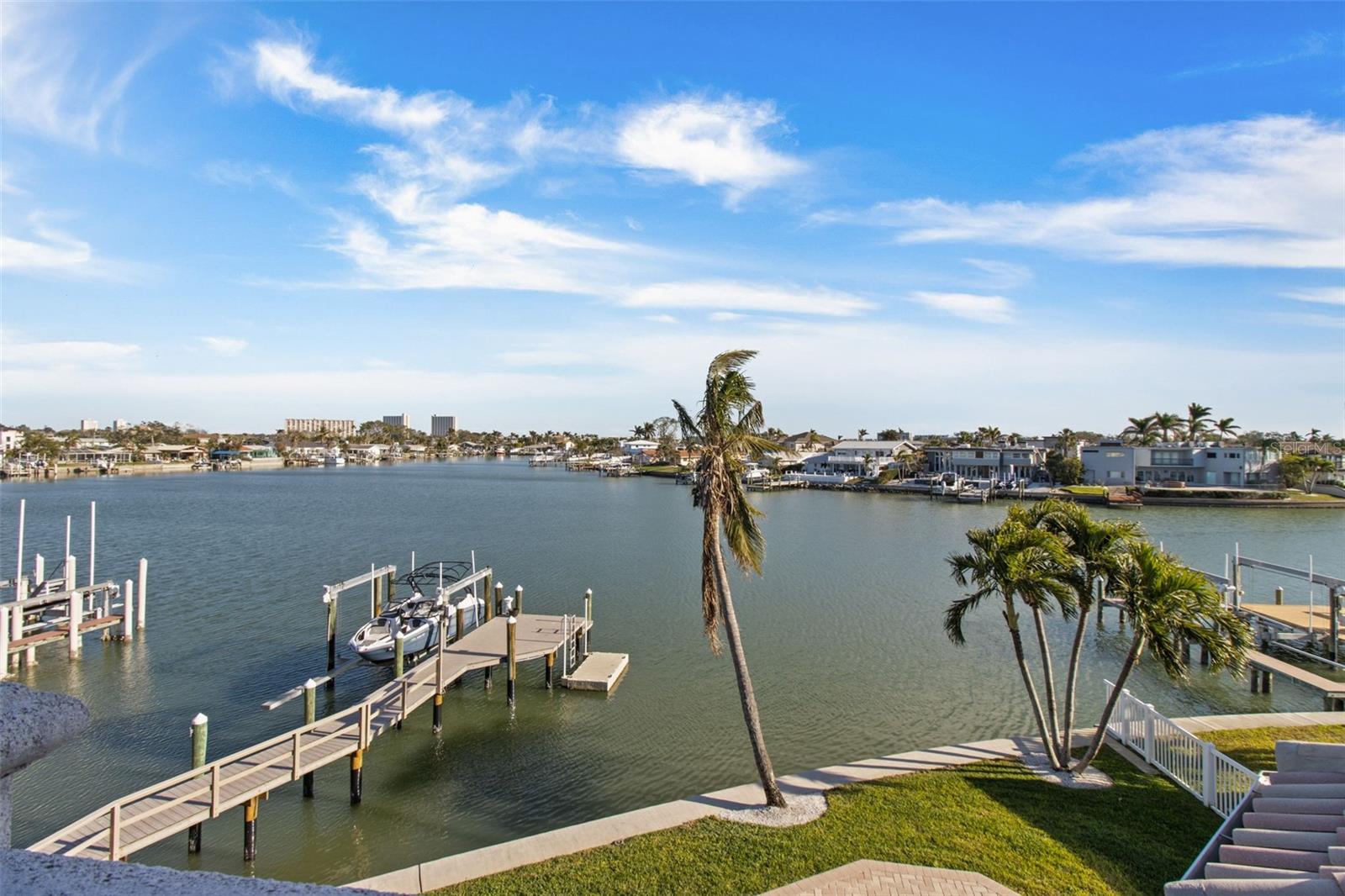 7986 9TH AVE S, ST PETERSBURG, FL, 33707