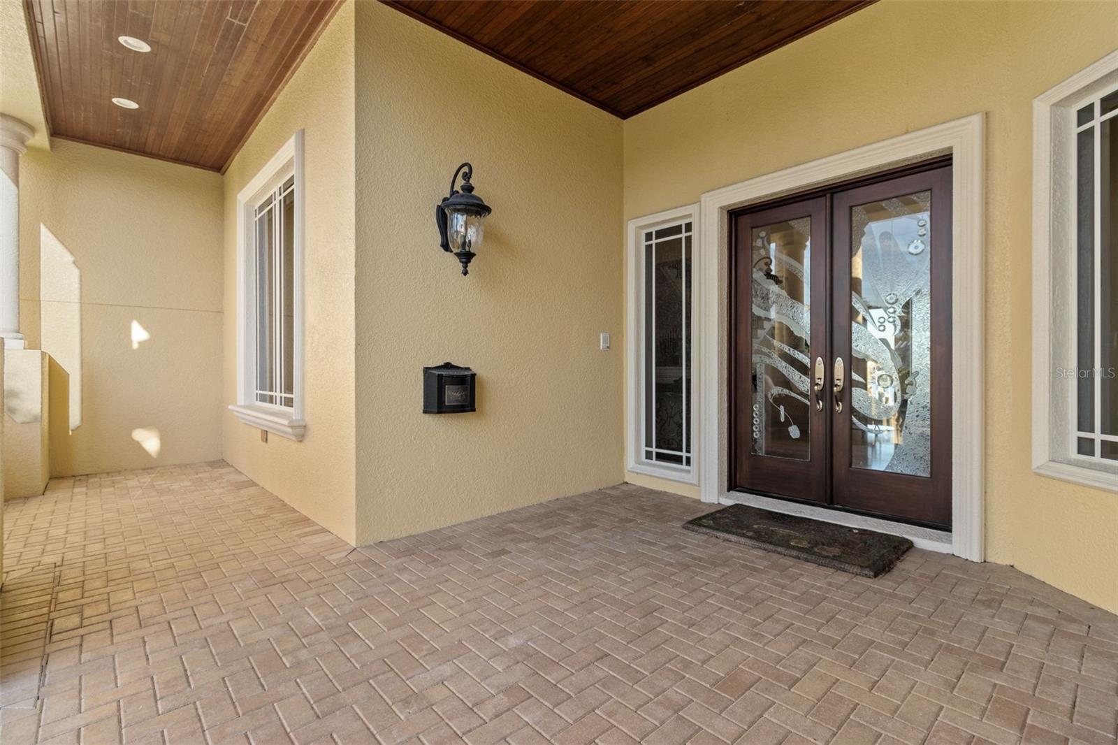 7986 9TH AVE S, ST PETERSBURG, FL, 33707