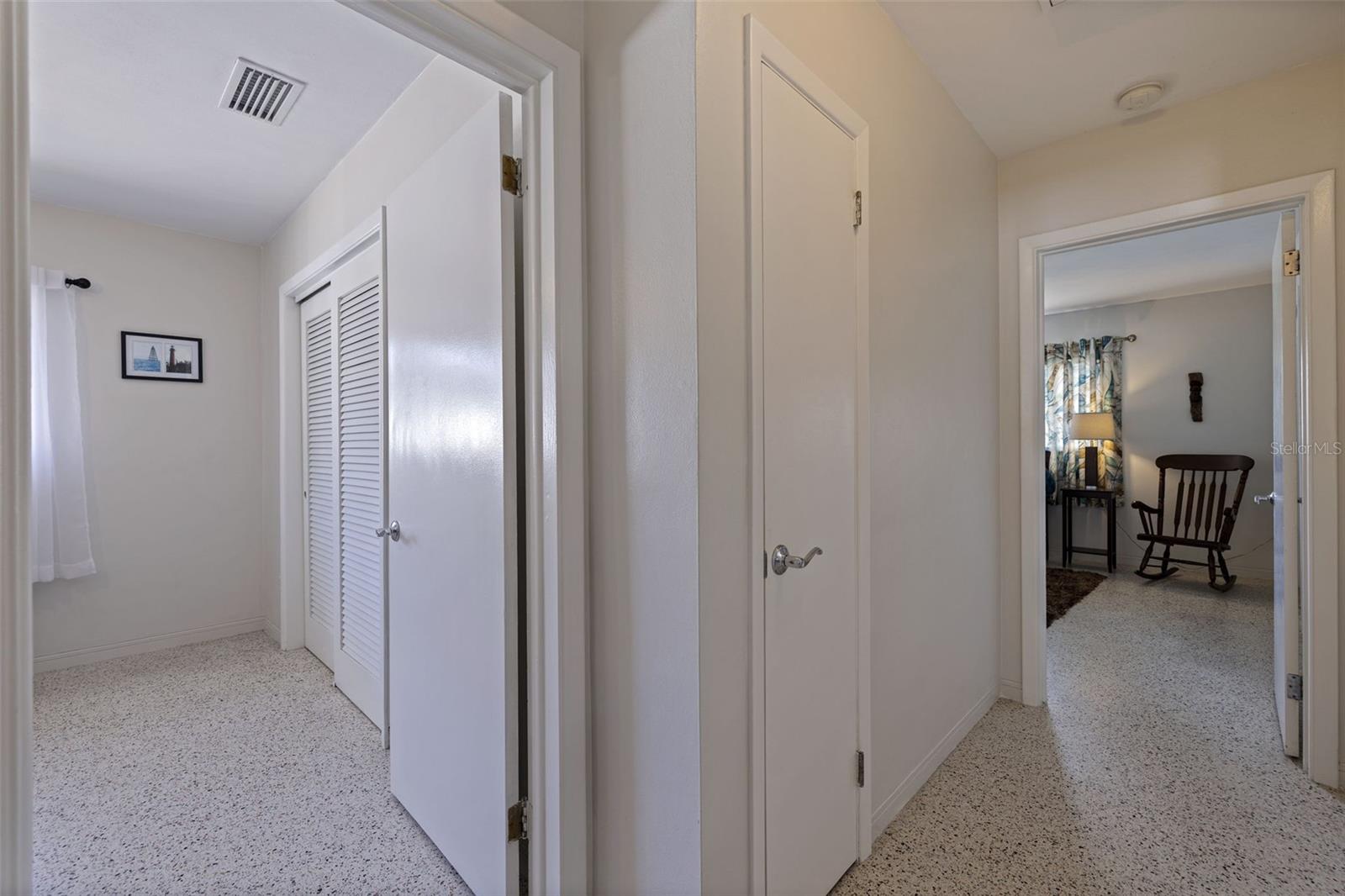 967 43RD AVE NE, ST PETERSBURG, FL, 33703