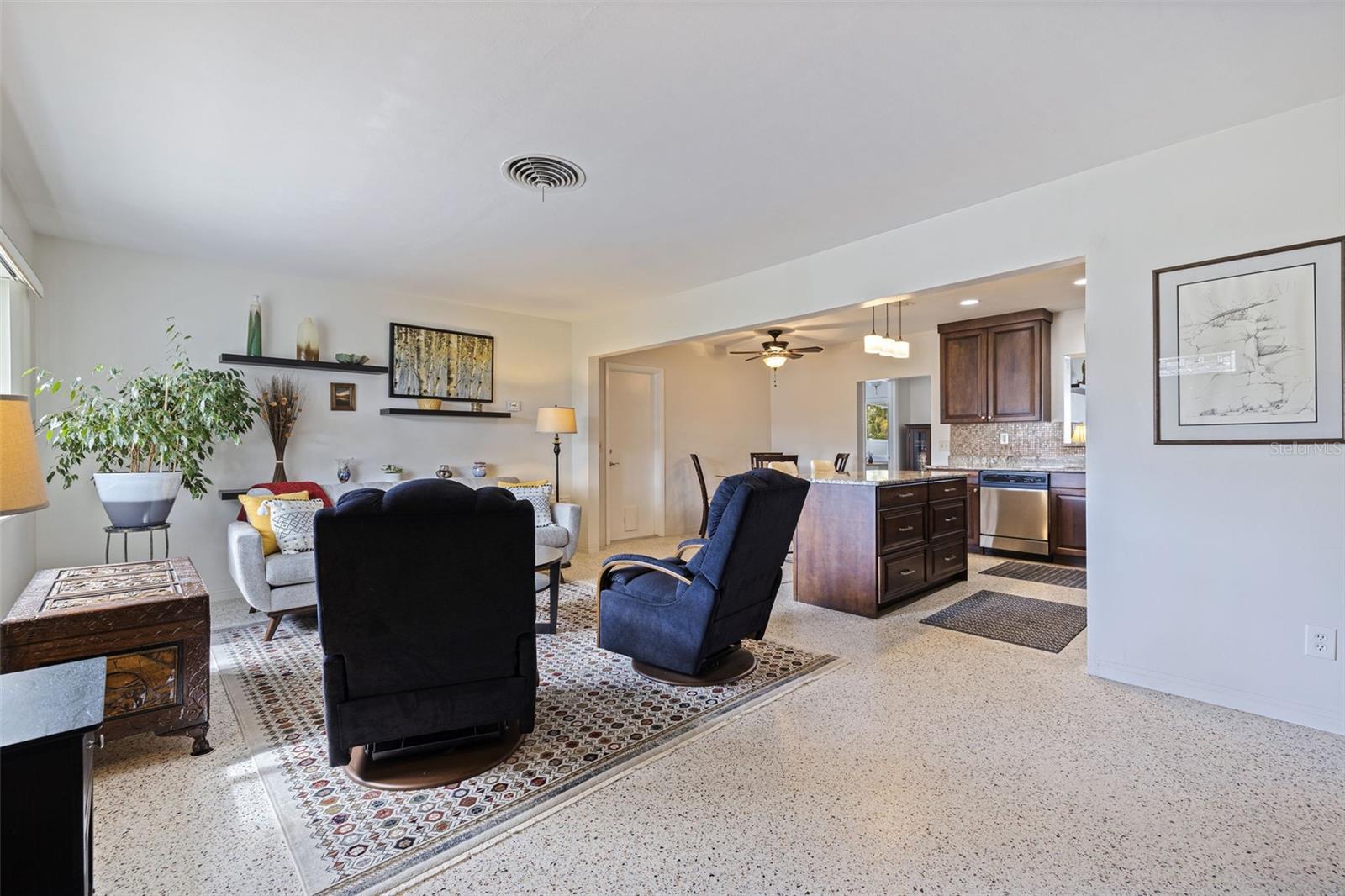 967 43RD AVE NE, ST PETERSBURG, FL, 33703