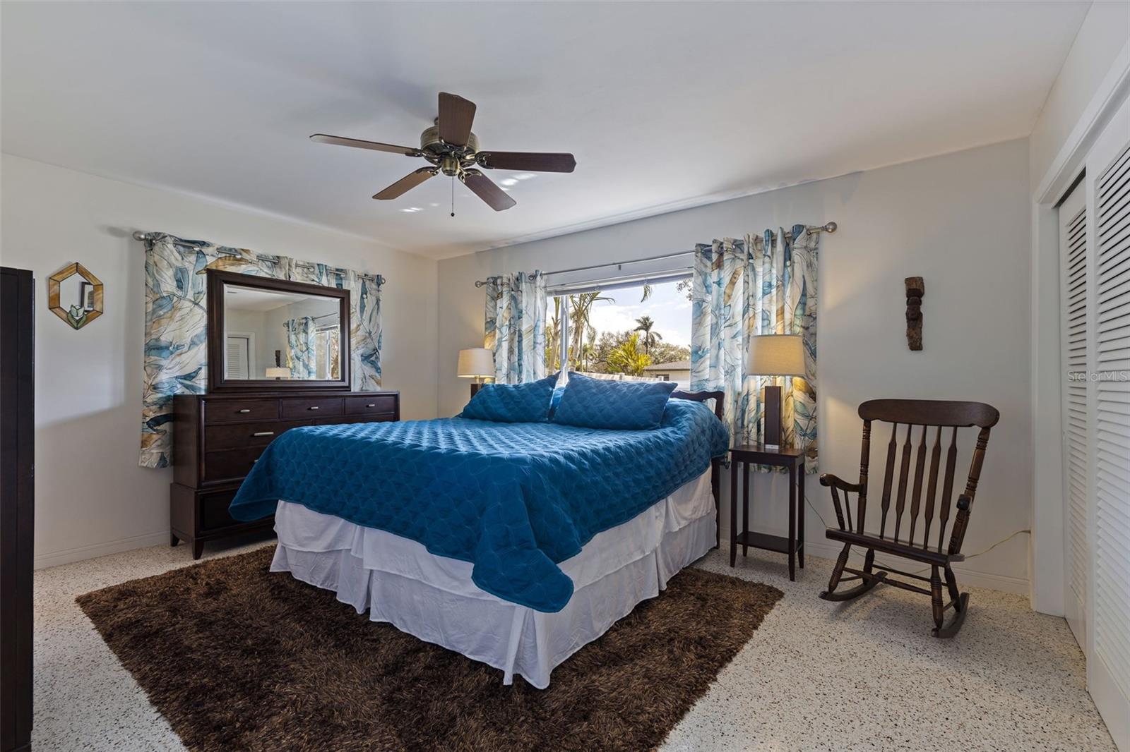 967 43RD AVE NE, ST PETERSBURG, FL, 33703