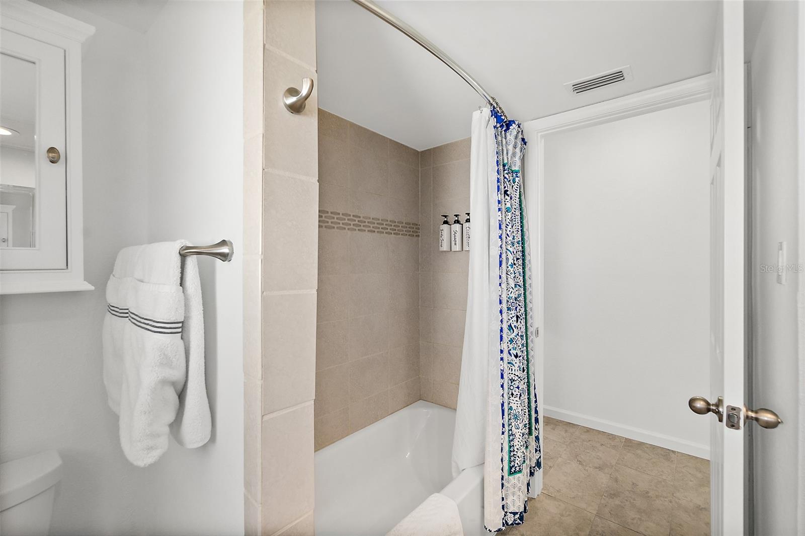 18 ATLANTIC DR, PALM COAST, FL, 32137