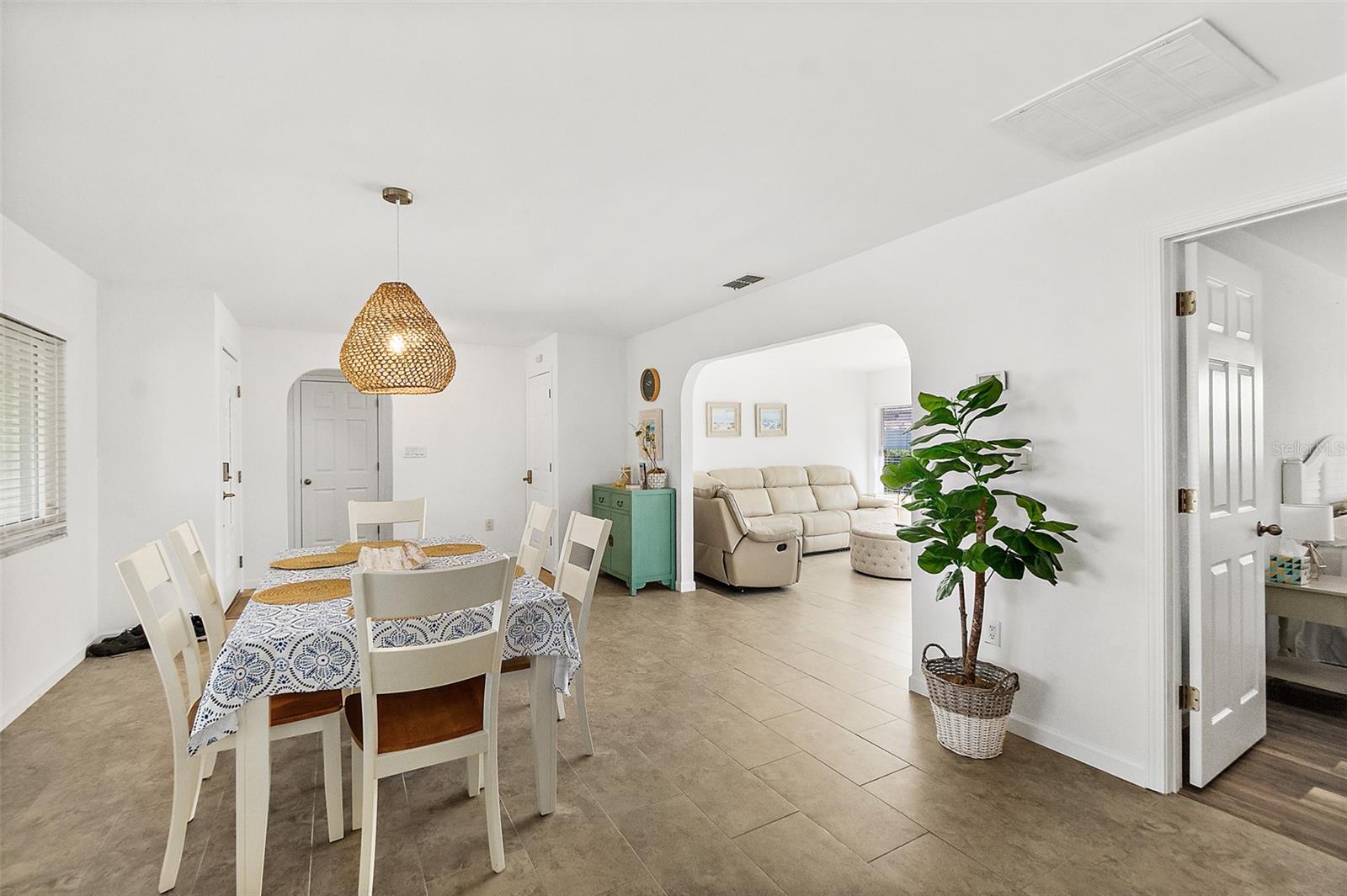 18 ATLANTIC DR, PALM COAST, FL, 32137