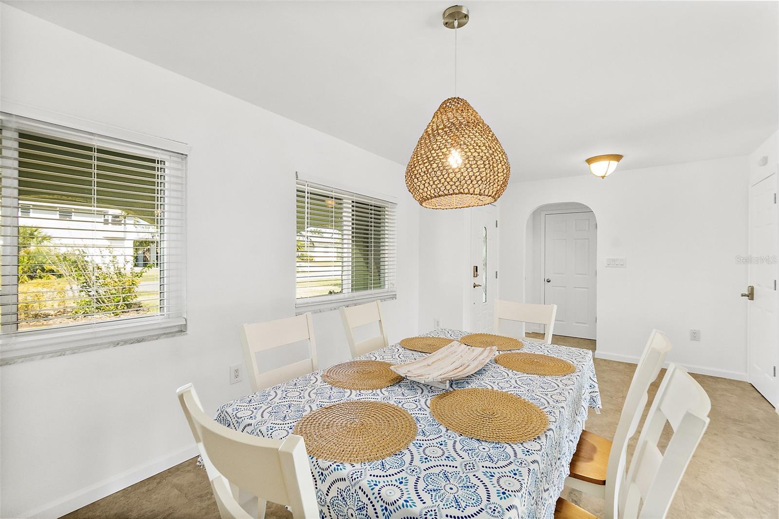 18 ATLANTIC DR, PALM COAST, FL, 32137