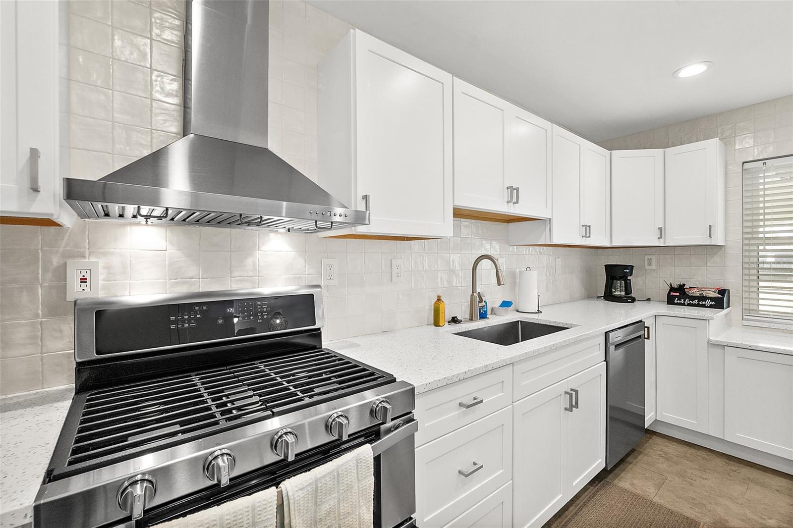 18 ATLANTIC DR, PALM COAST, FL, 32137