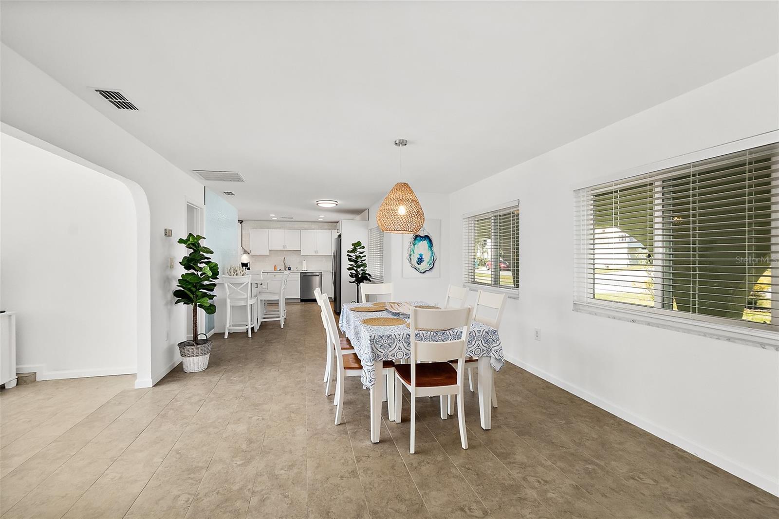 18 ATLANTIC DR, PALM COAST, FL, 32137