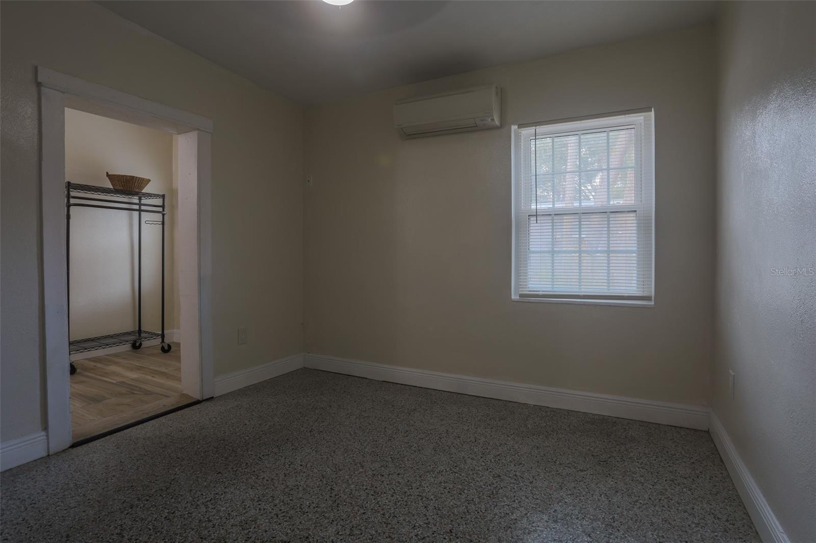1285 OAK DR, MOUNT DORA, FL, 32757