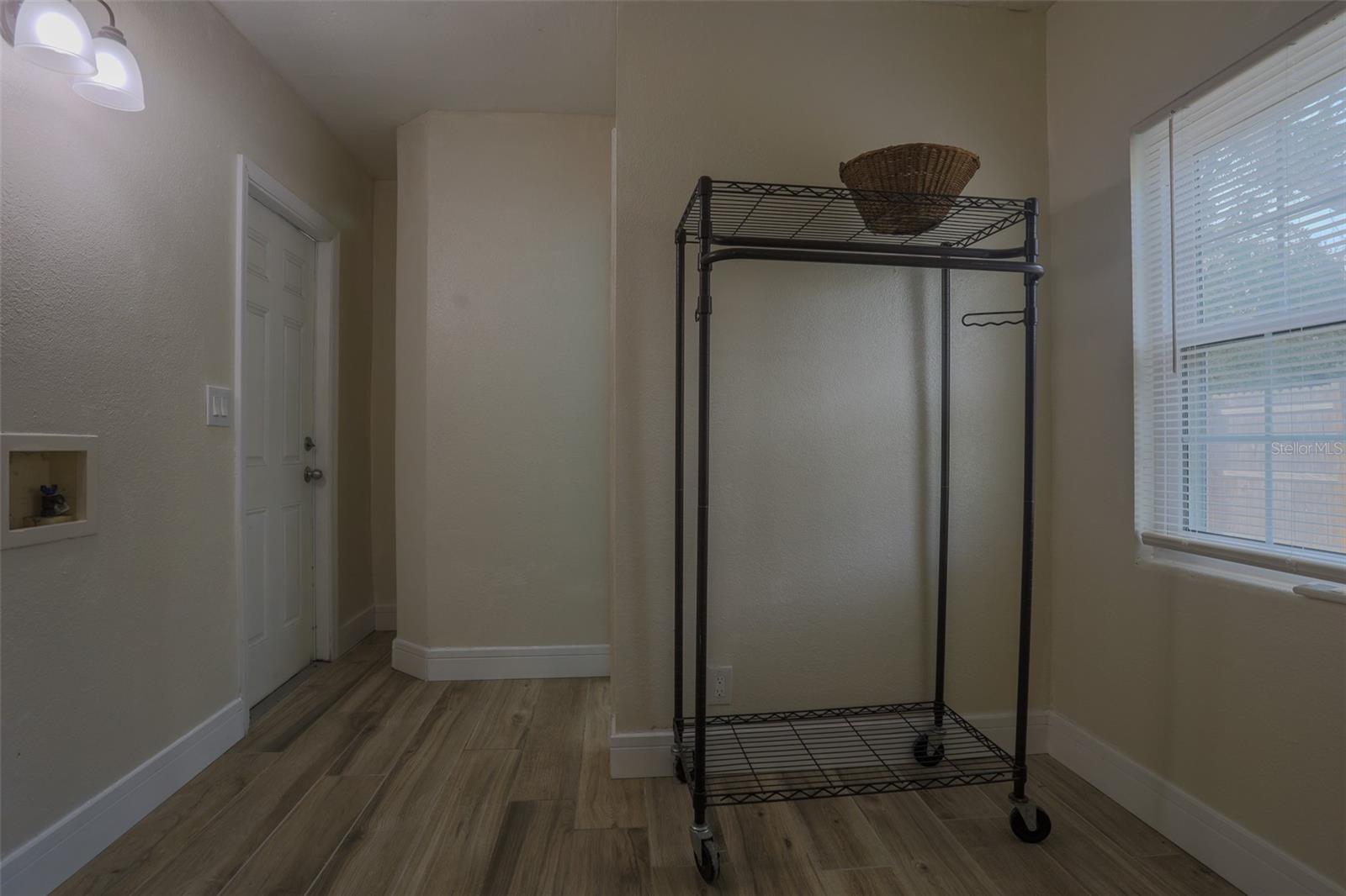 1285 OAK DR, MOUNT DORA, FL, 32757