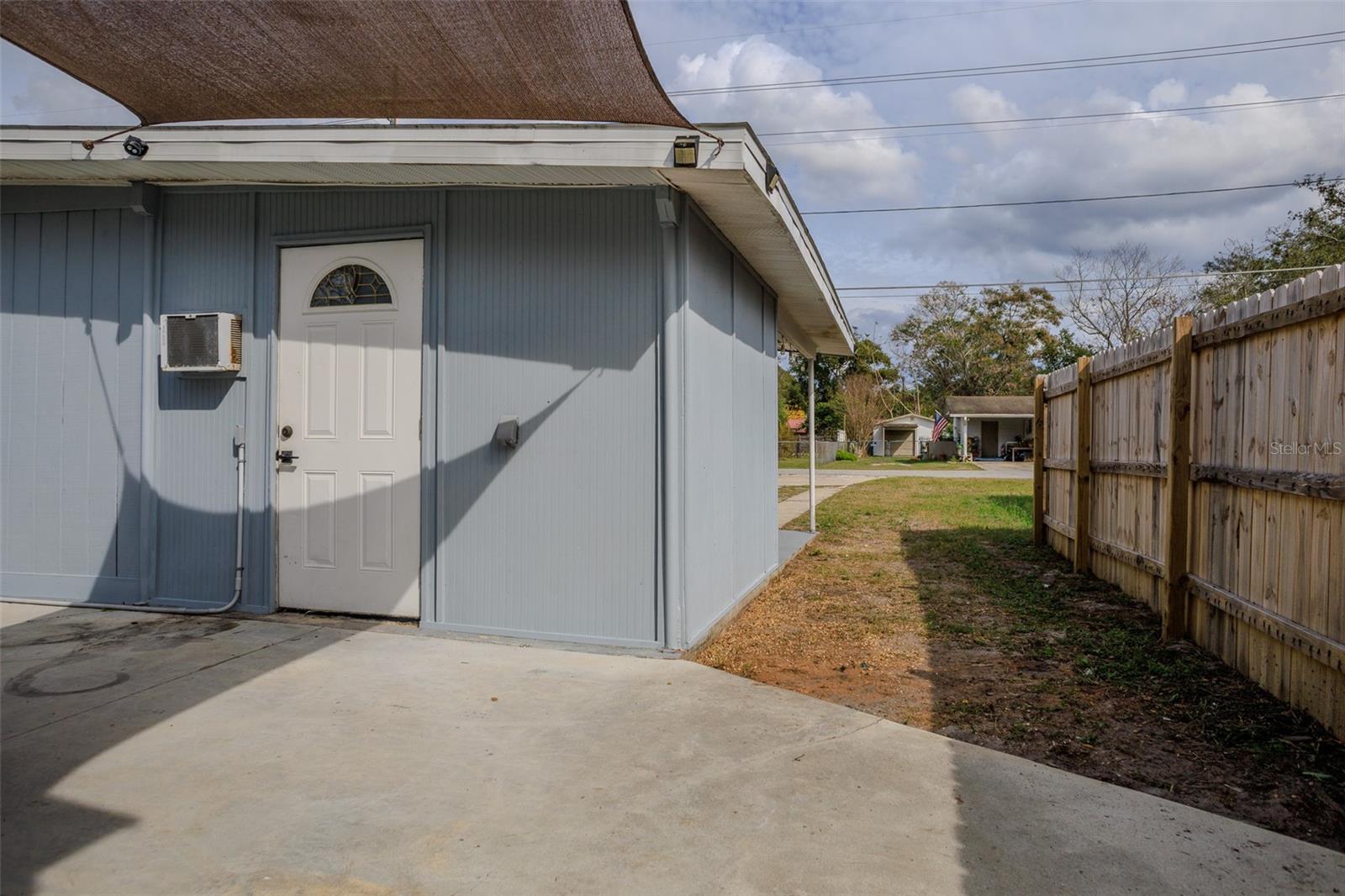 1285 OAK DR, MOUNT DORA, FL, 32757