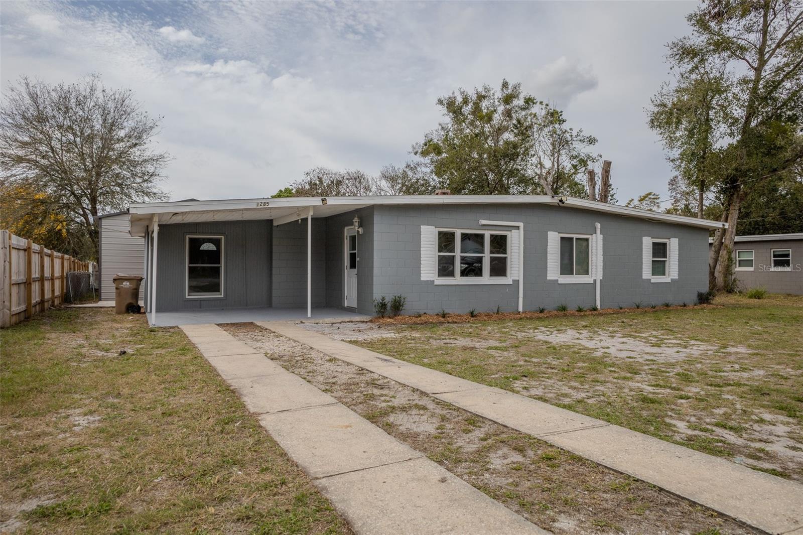 1285 OAK DR, MOUNT DORA, FL, 32757