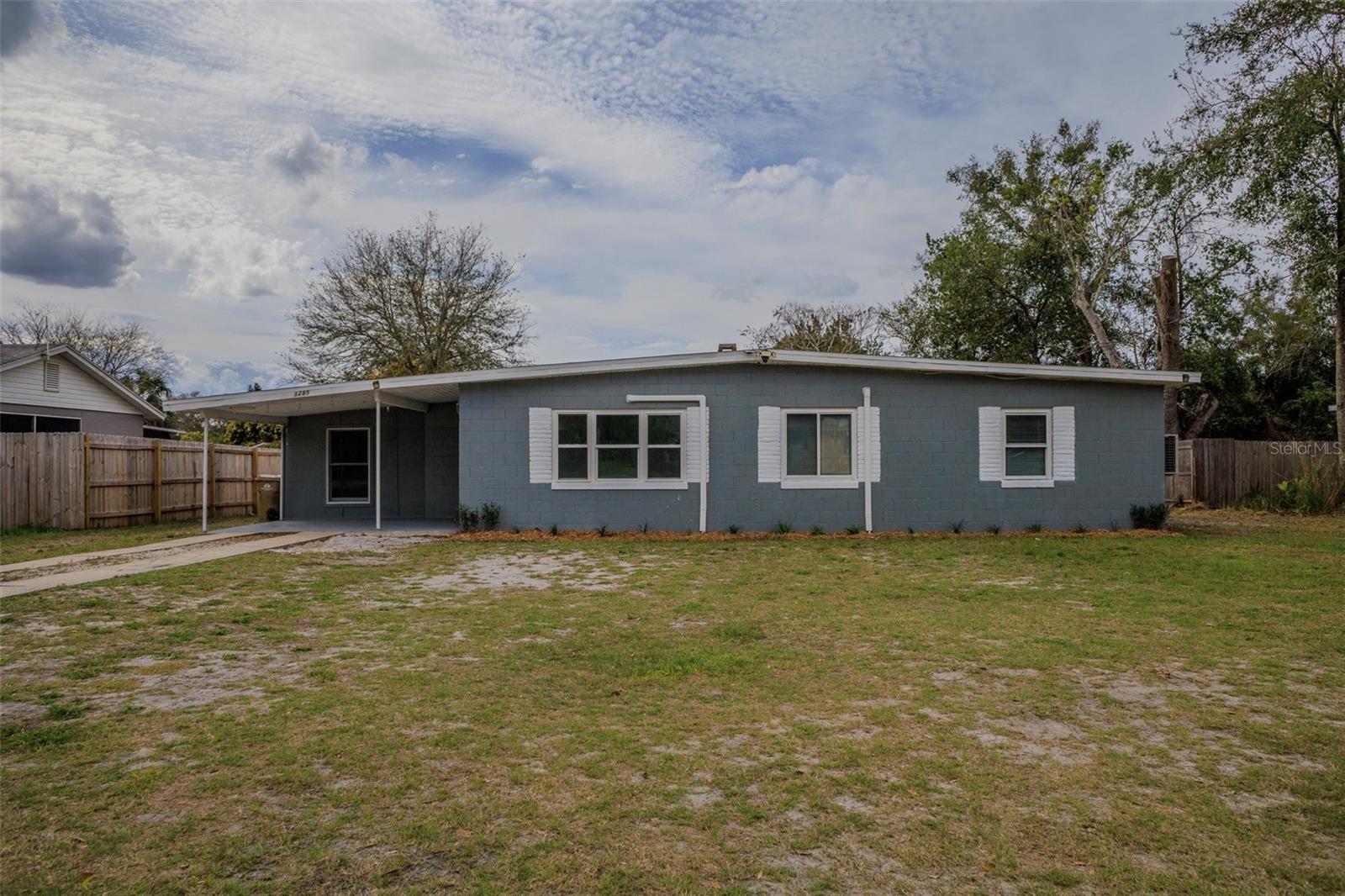 1285 OAK DR, MOUNT DORA, FL, 32757