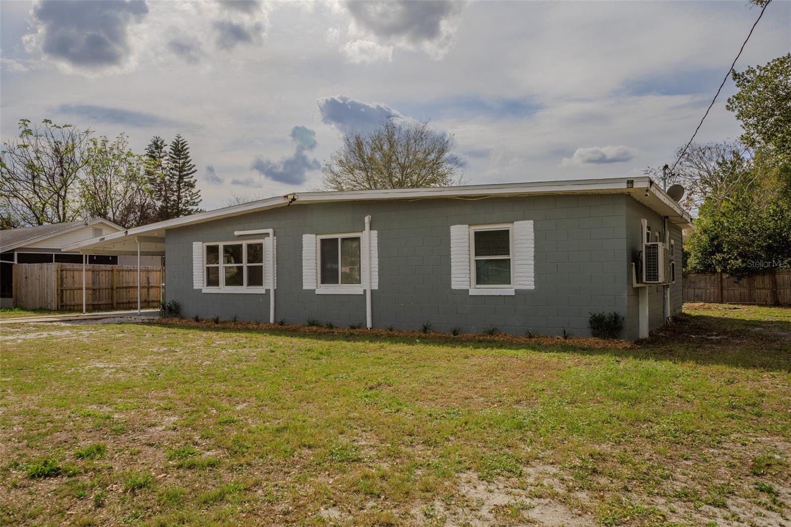 1285 OAK DR, MOUNT DORA, FL, 32757