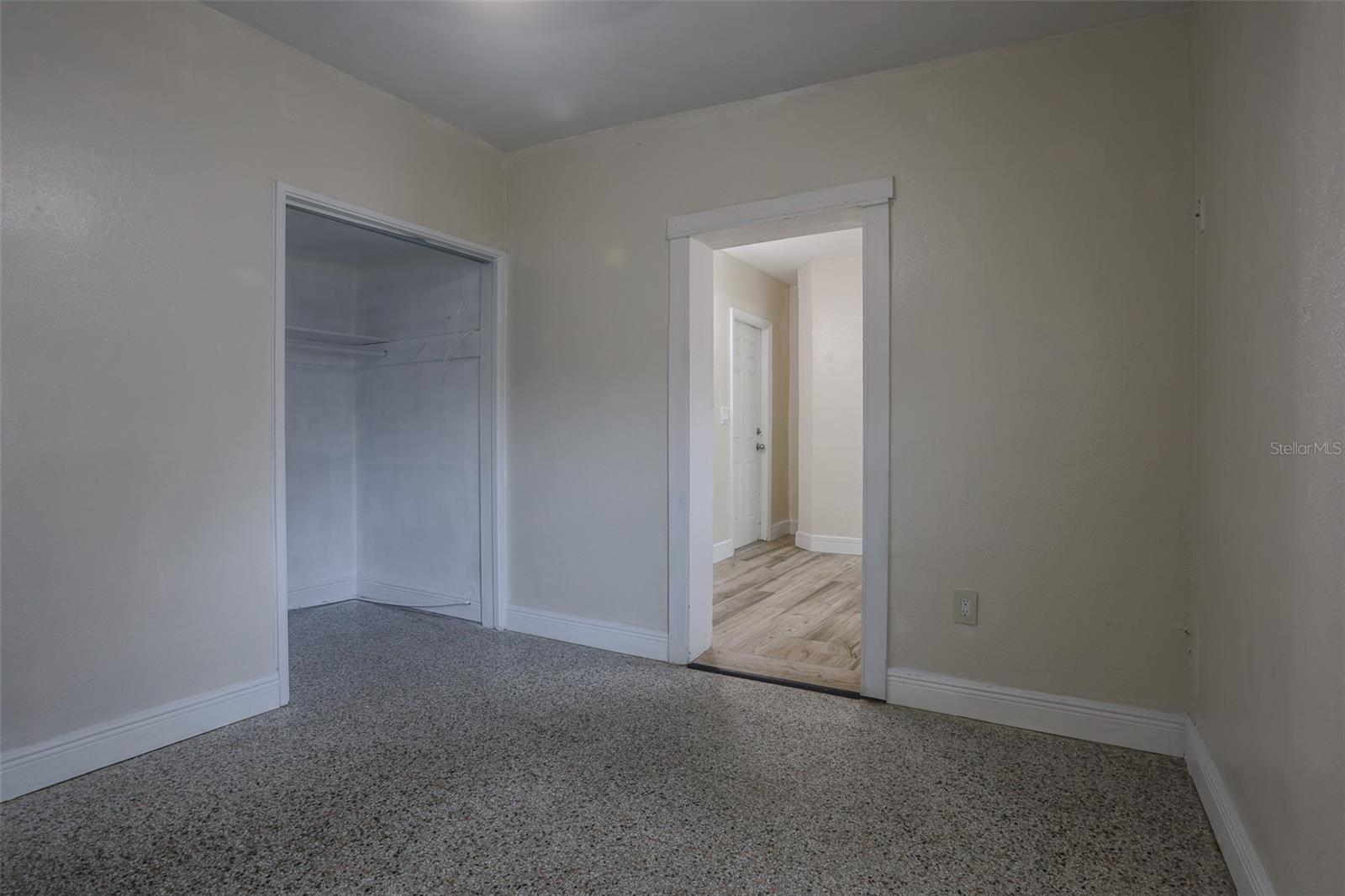 1285 OAK DR, MOUNT DORA, FL, 32757