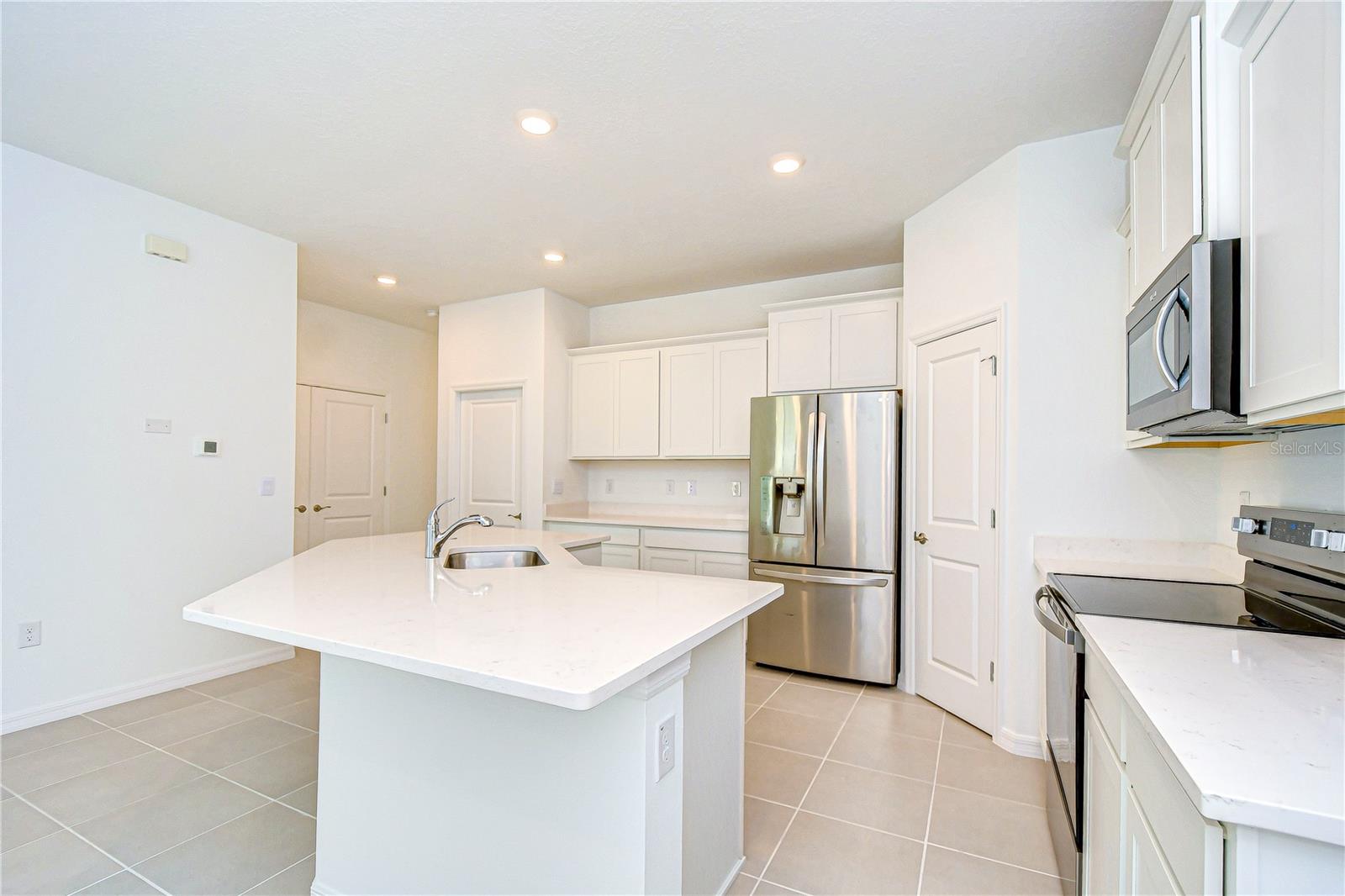 32980 RUSTIC RISE RD, SAN ANTONIO, FL, 33576