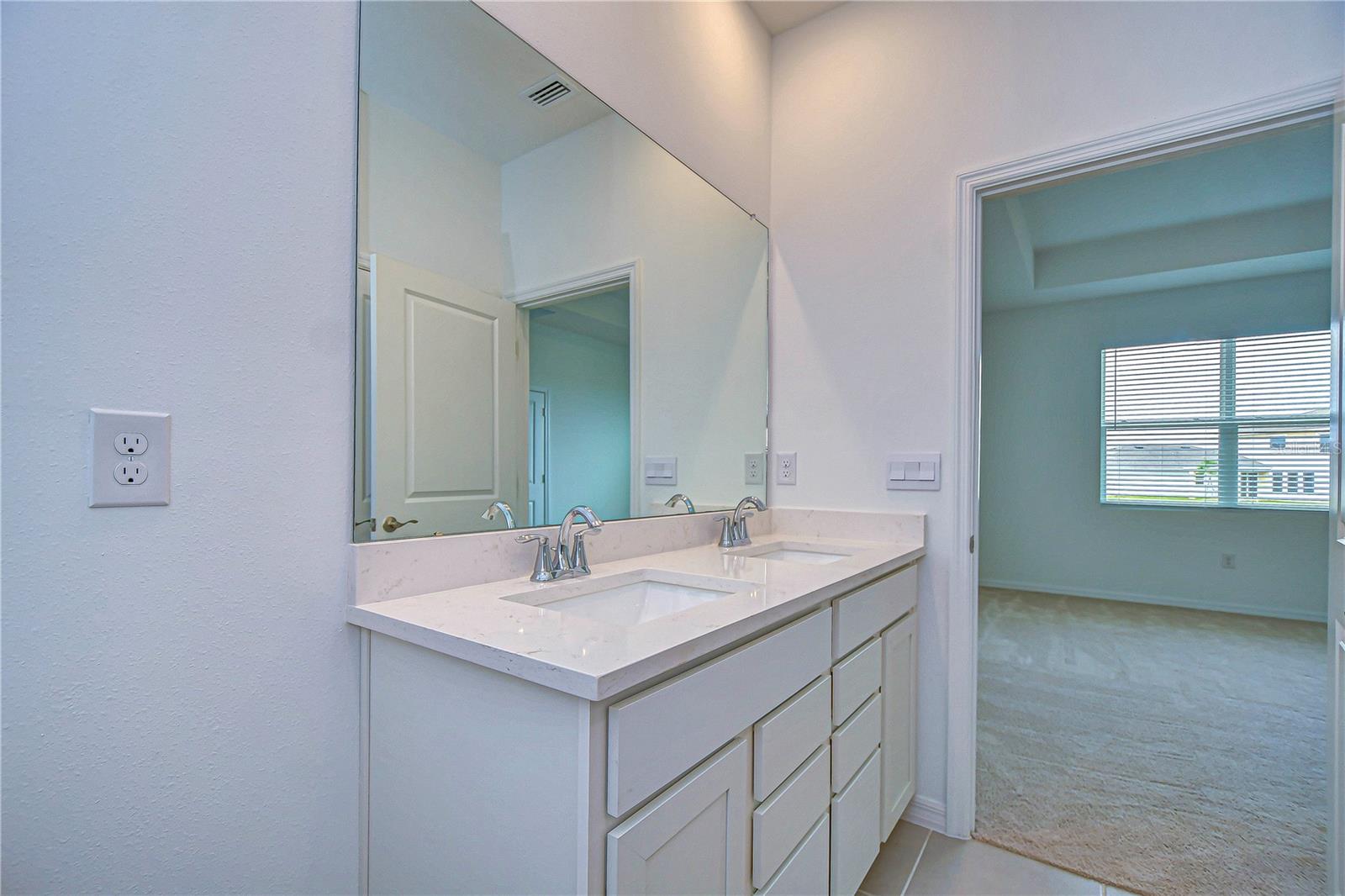 32980 RUSTIC RISE RD, SAN ANTONIO, FL, 33576