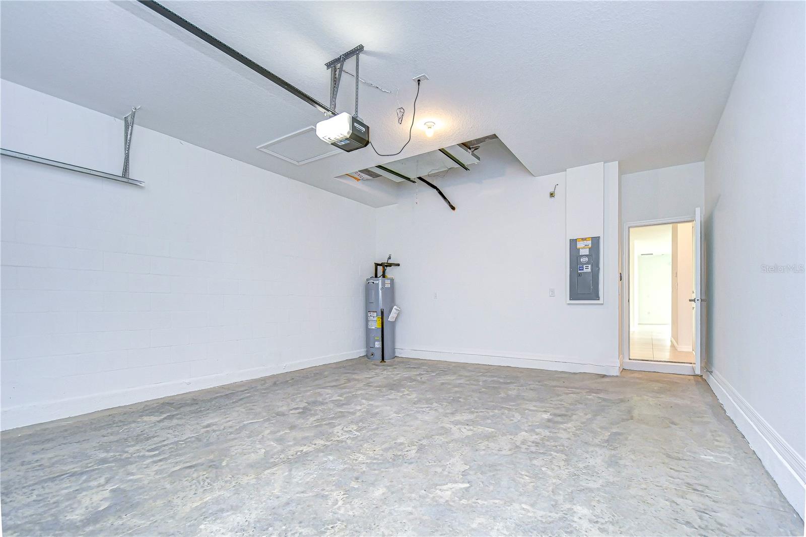 32980 RUSTIC RISE RD, SAN ANTONIO, FL, 33576