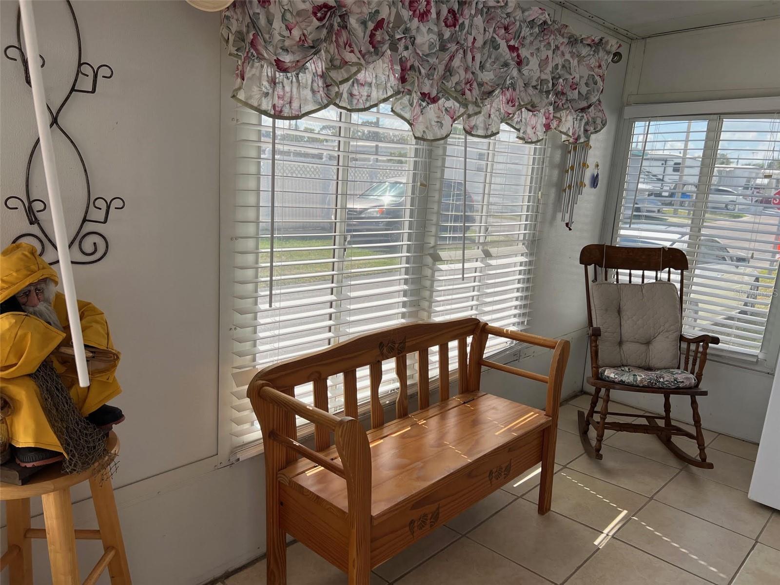 12766 SEMINOLE BLVD #4, LARGO, FL, 33778