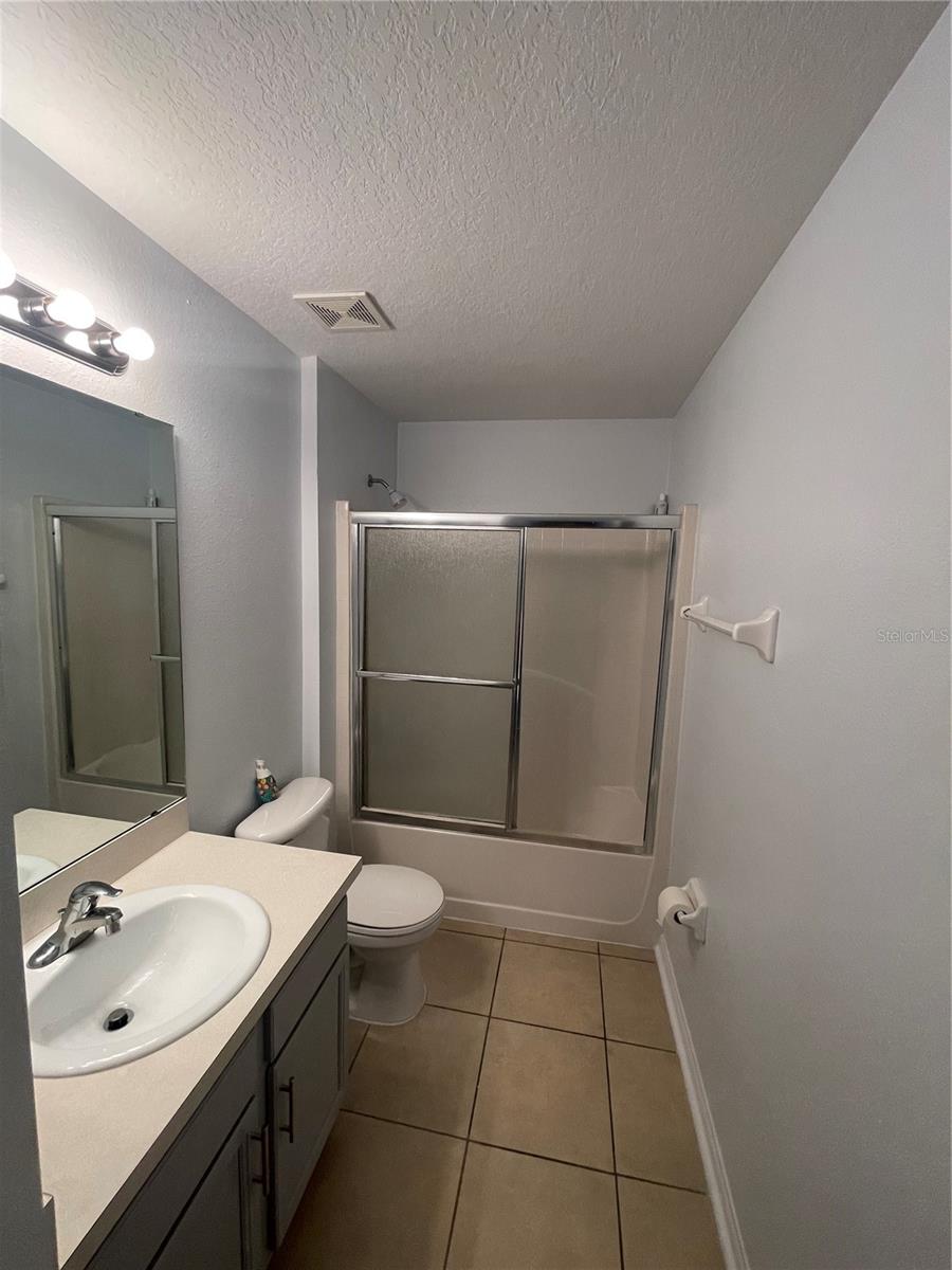 1653 EAGLE CREEK CIR #49, ORLANDO, FL, 32807