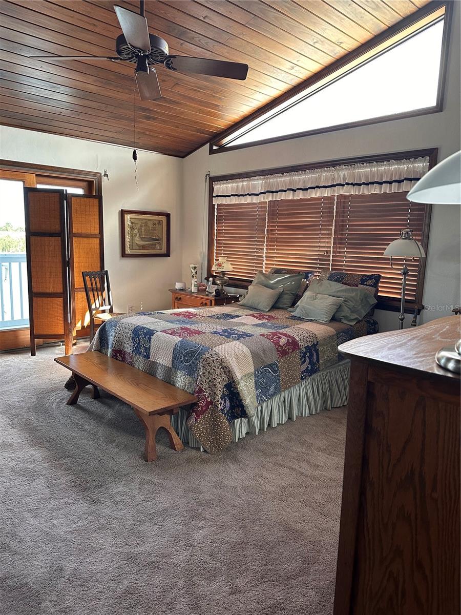 350 LAMBERT AVE, FLAGLER BEACH, FL, 32136