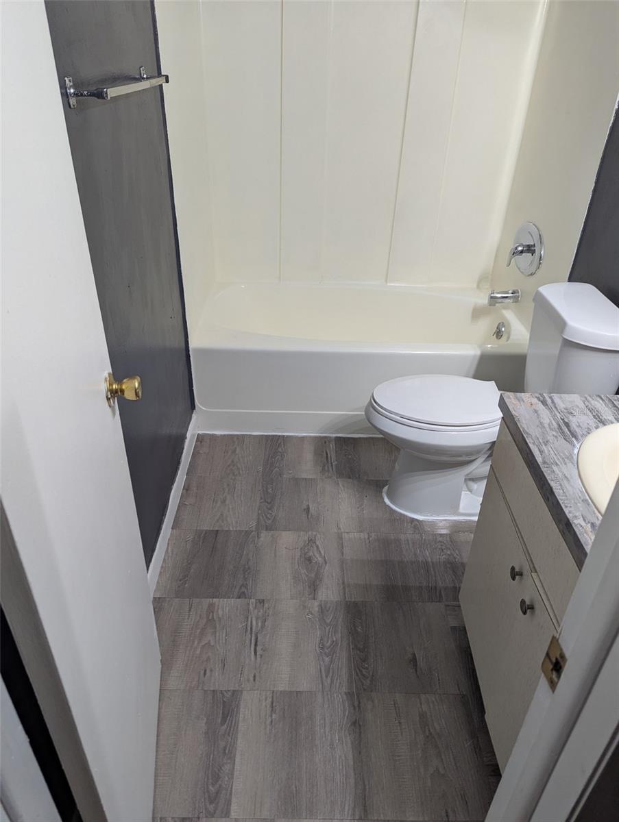 12425 TOUCHTON DR #87, TAMPA, FL, 33617