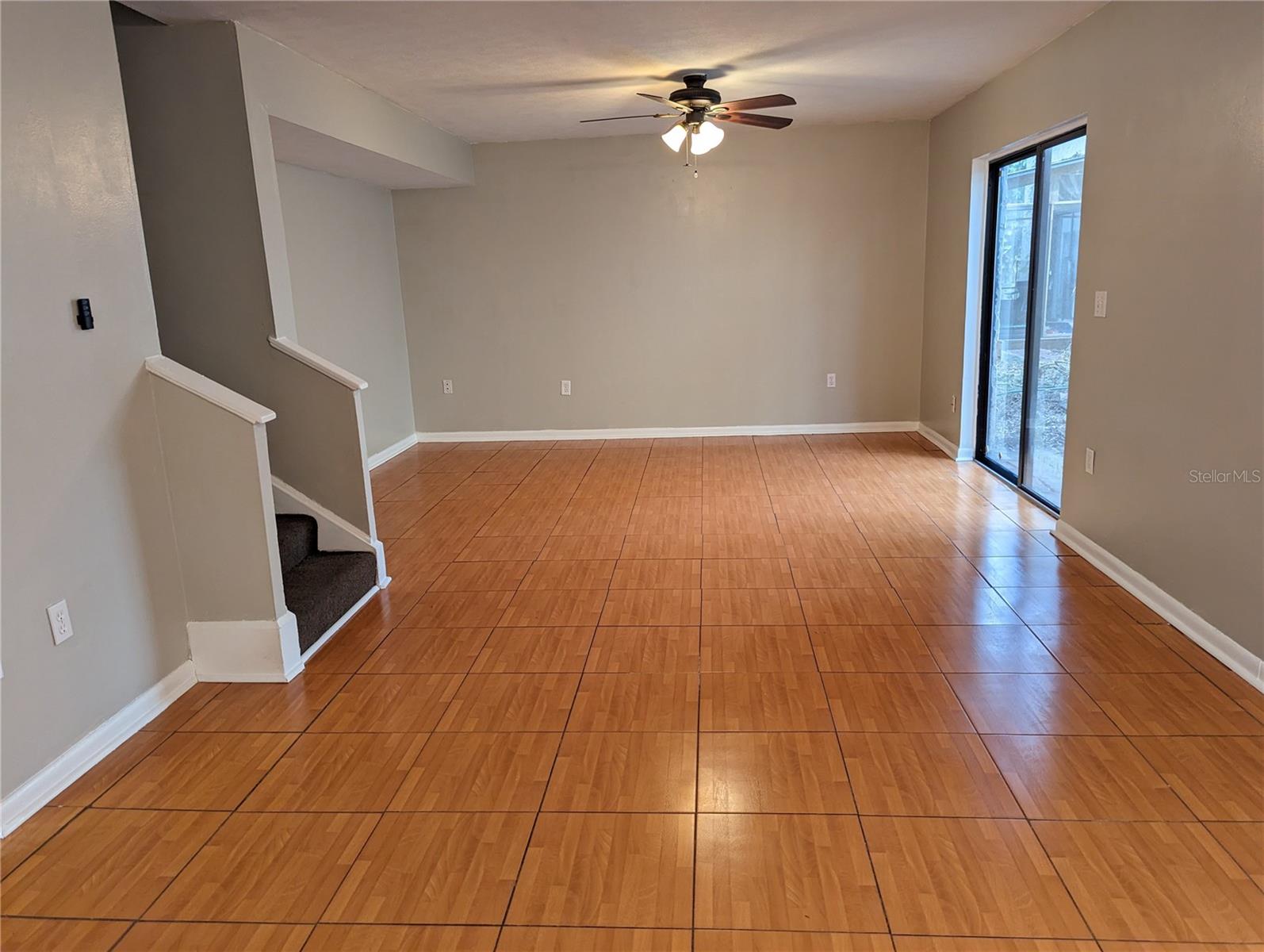 12425 TOUCHTON DR #87, TAMPA, FL, 33617