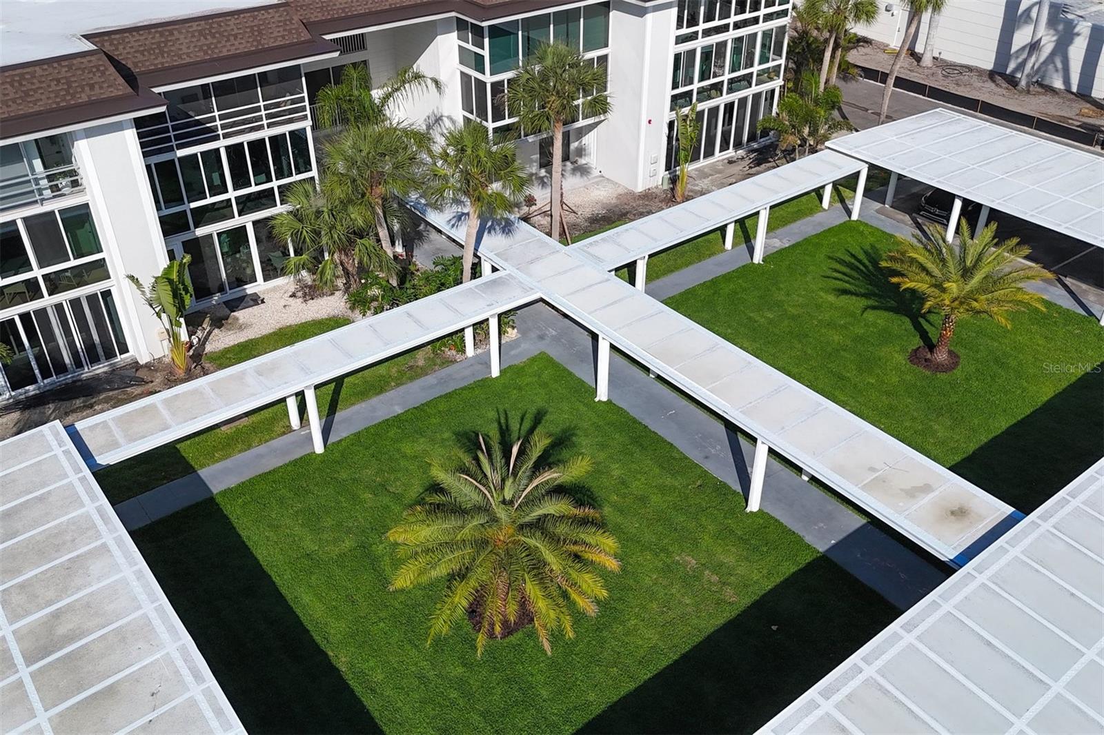2100 BENJAMIN FRANKLIN DR #204, SARASOTA, FL, 34236