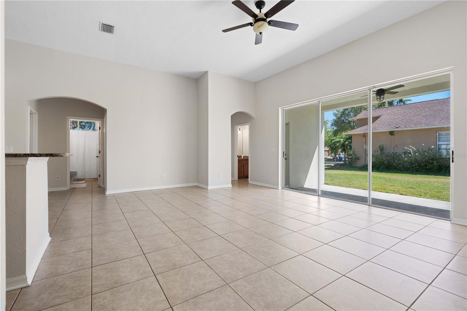 11611 JORDANS LANDING CT, RIVERVIEW, FL, 33569