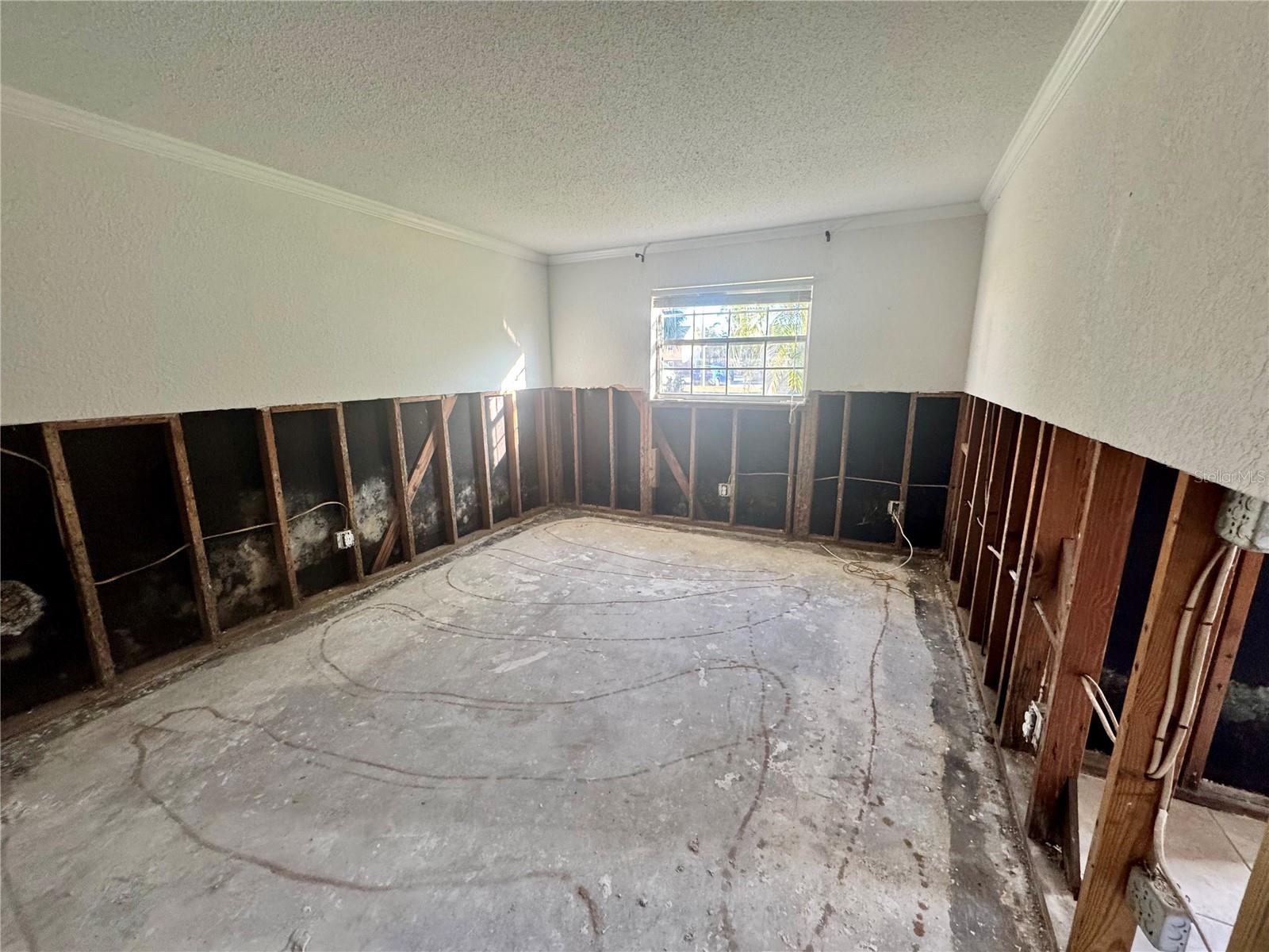 200 COUNTRY CLUB DR #1001, LARGO, FL, 33771