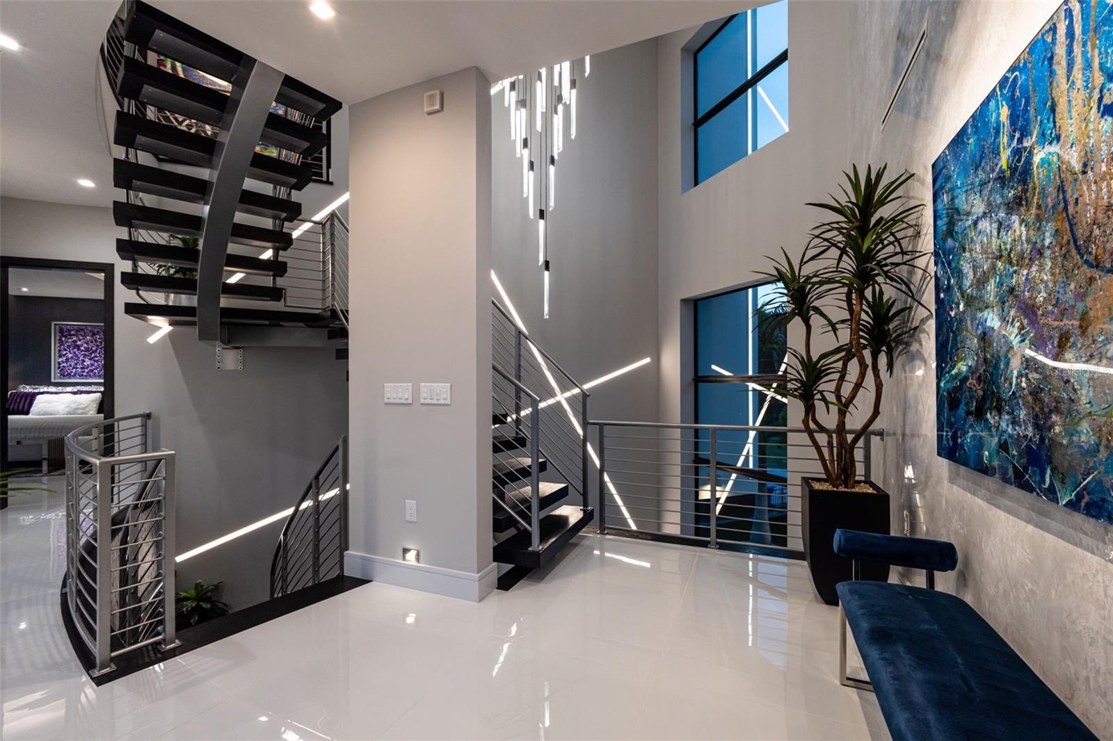 10100 TARPON DR, TREASURE ISLAND, FL, 33706