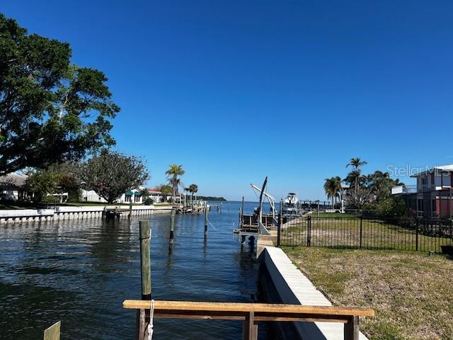 2063 ILLINOIS AVE NE, ST PETERSBURG, FL, 33703