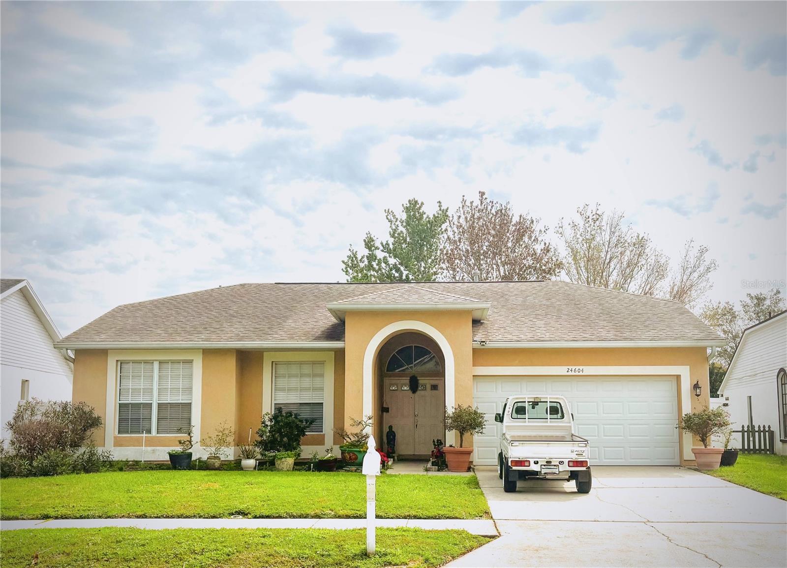 24604 LAUREL RIDGE DR, LUTZ, FL, 33559