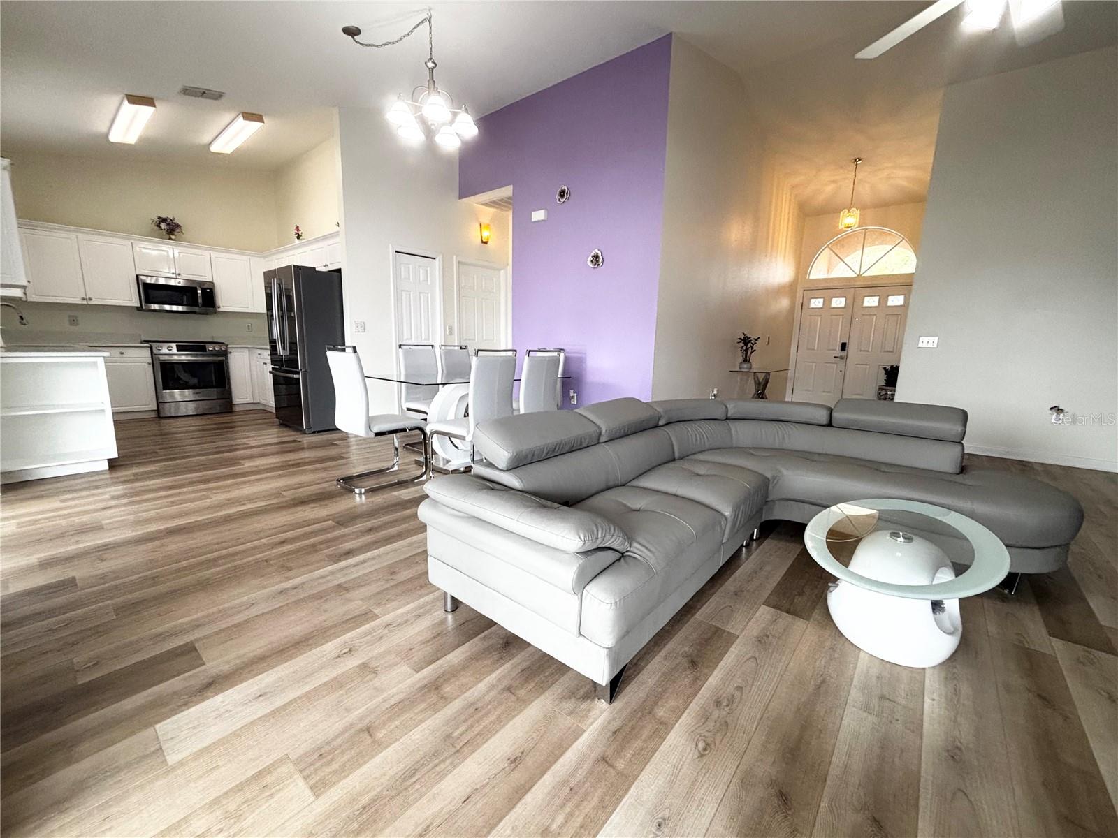 24604 LAUREL RIDGE DR, LUTZ, FL, 33559