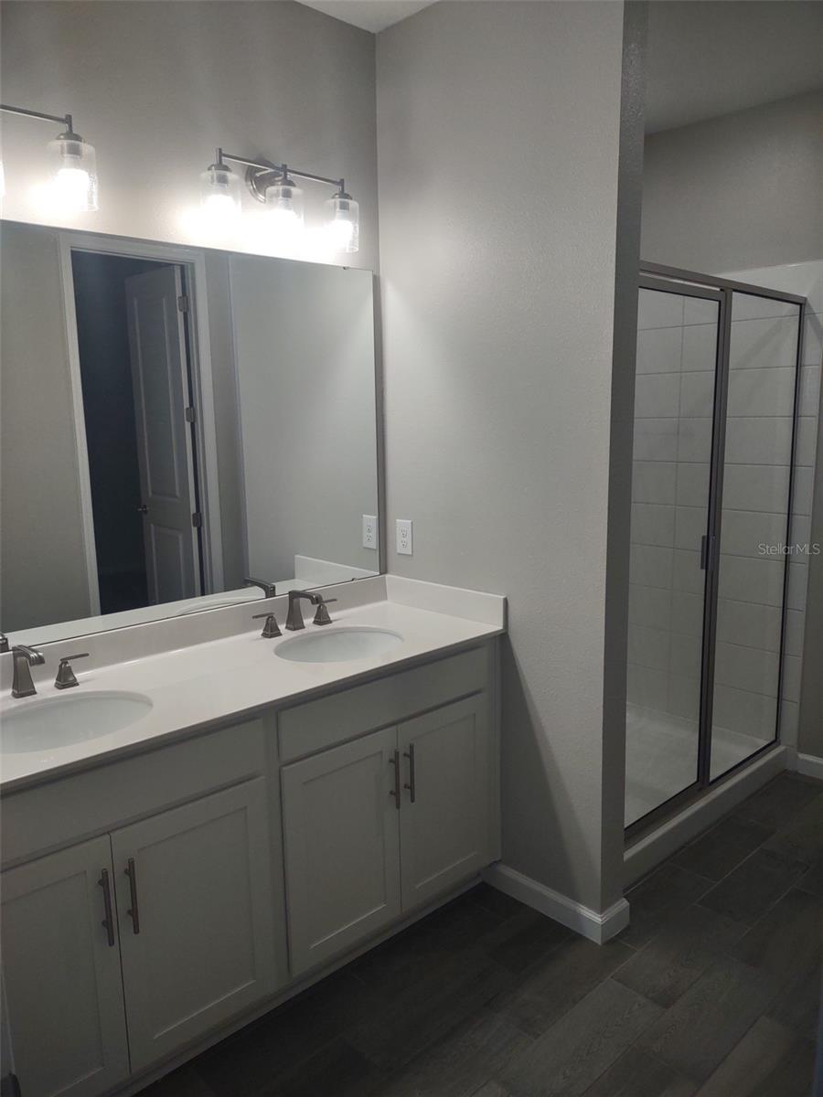 225 HILLCREST DR, DUNDEE, FL, 33838