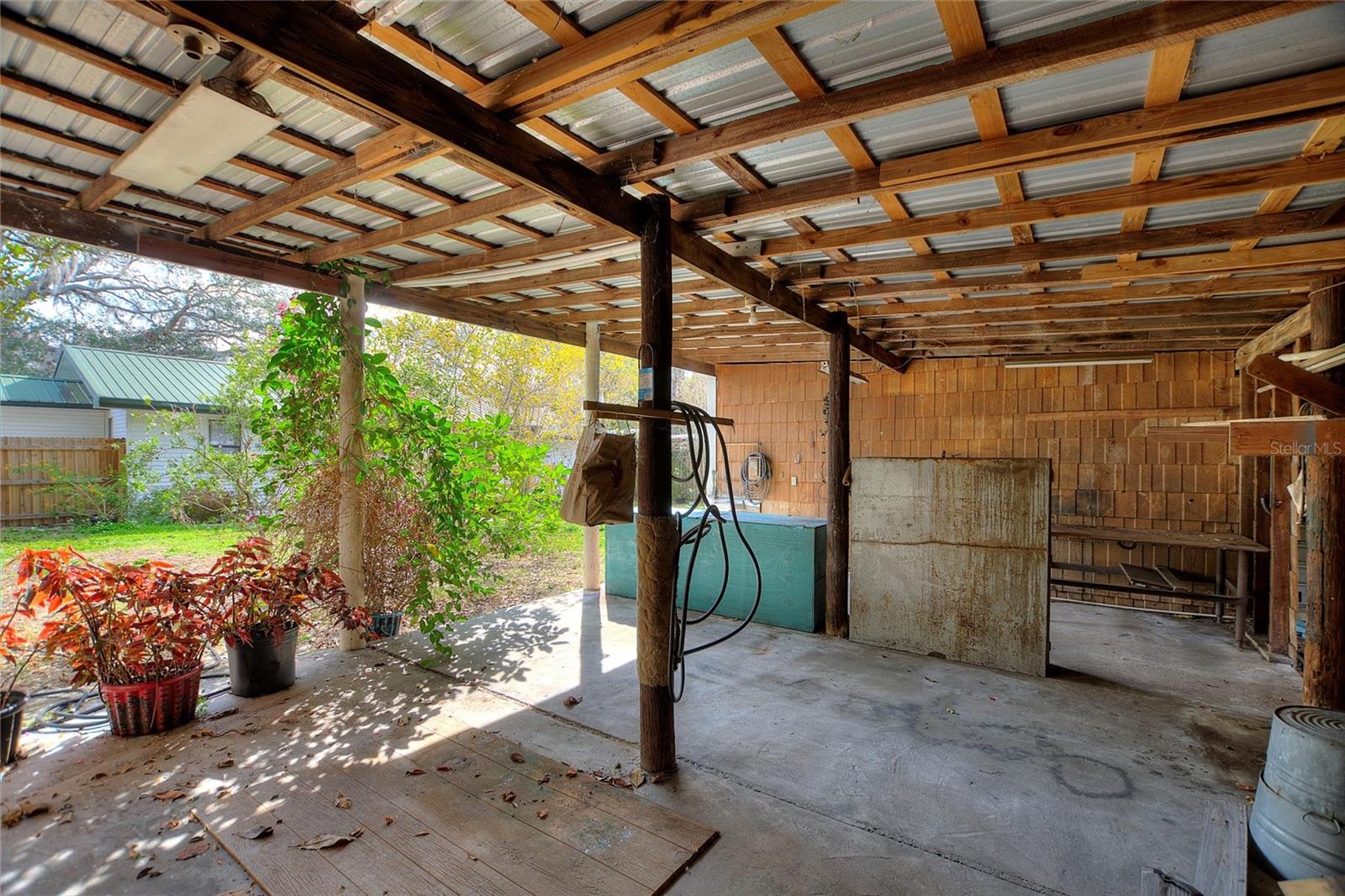 101 SHAREWOOD DR, VALRICO, FL, 33594