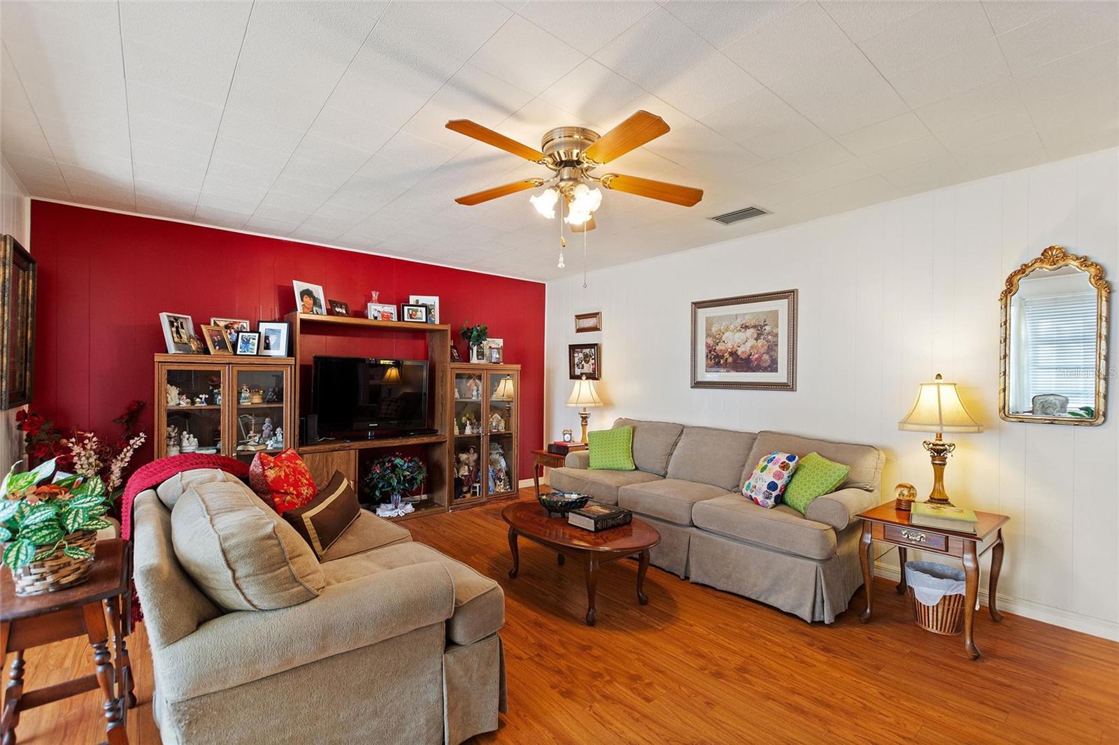 101 SHAREWOOD DR, VALRICO, FL, 33594