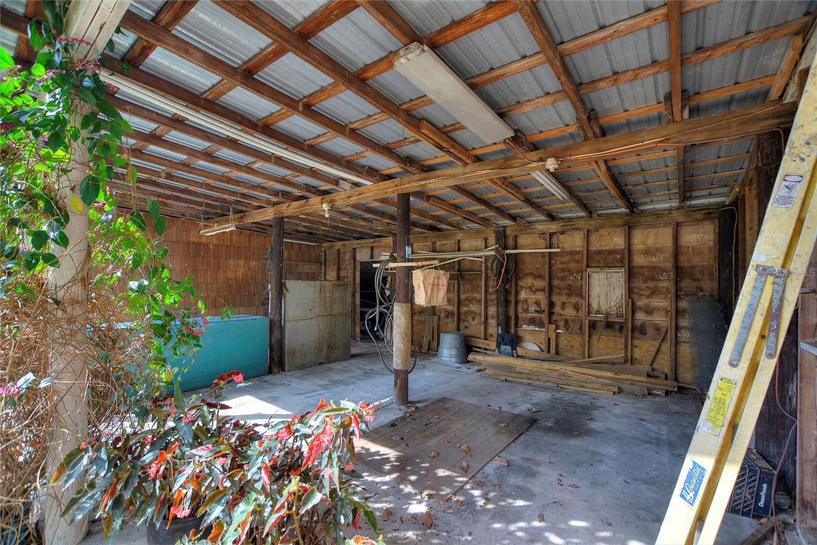 101 SHAREWOOD DR, VALRICO, FL, 33594