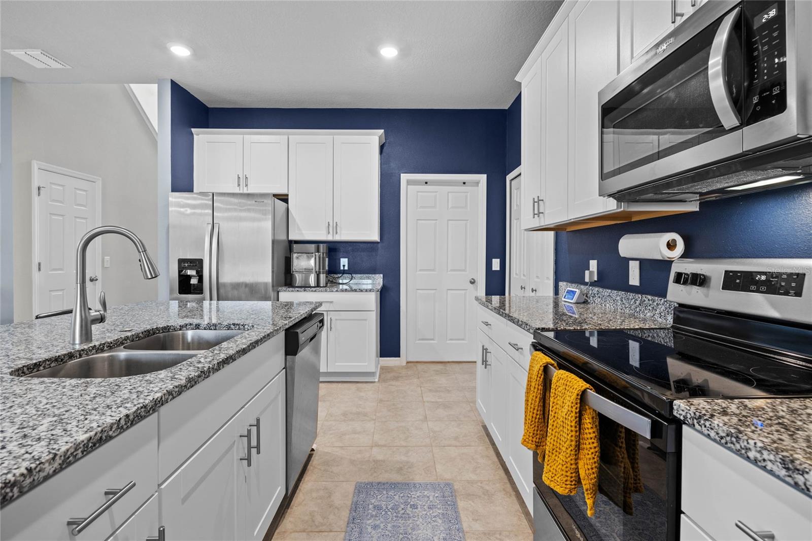 2289 MYSTIC MAZE LN, MINNEOLA, FL, 34715