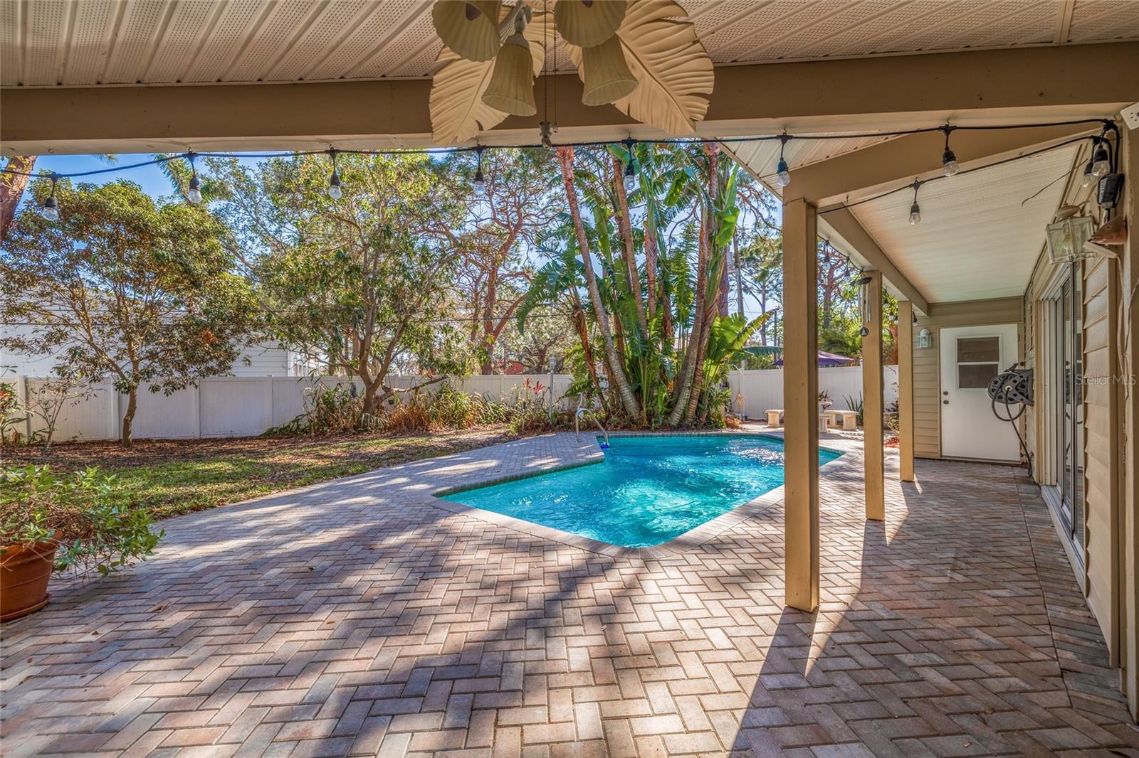 1130 SERPENTINE DR S, ST PETERSBURG, FL, 33705