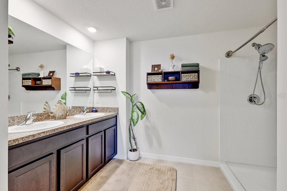 476 OLIVE CONCH ST, RUSKIN, FL, 33570