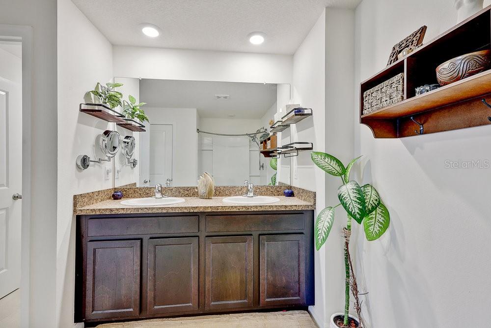 476 OLIVE CONCH ST, RUSKIN, FL, 33570