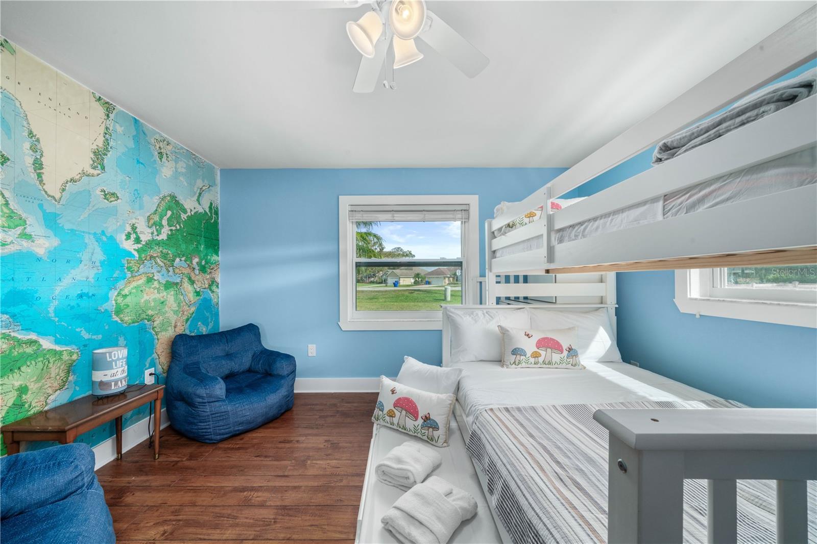 922 LAKE DR E, LAKE PLACID, FL, 33852