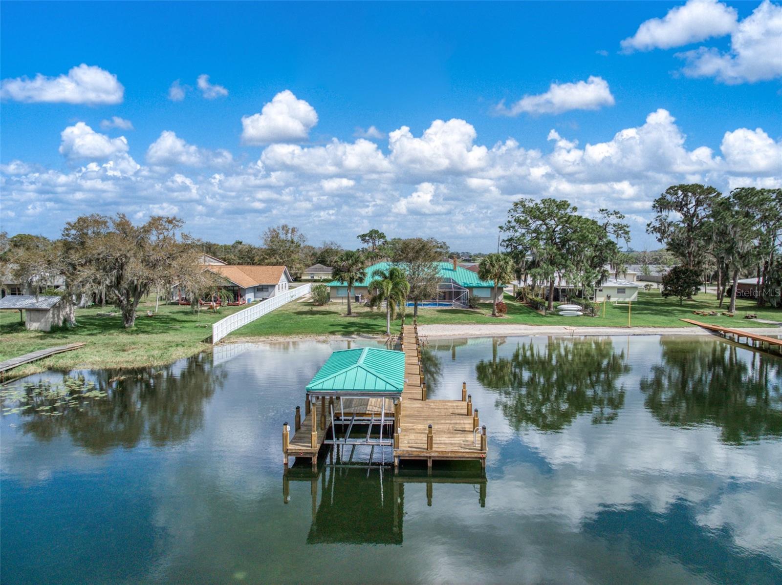 922 LAKE DR E, LAKE PLACID, FL, 33852