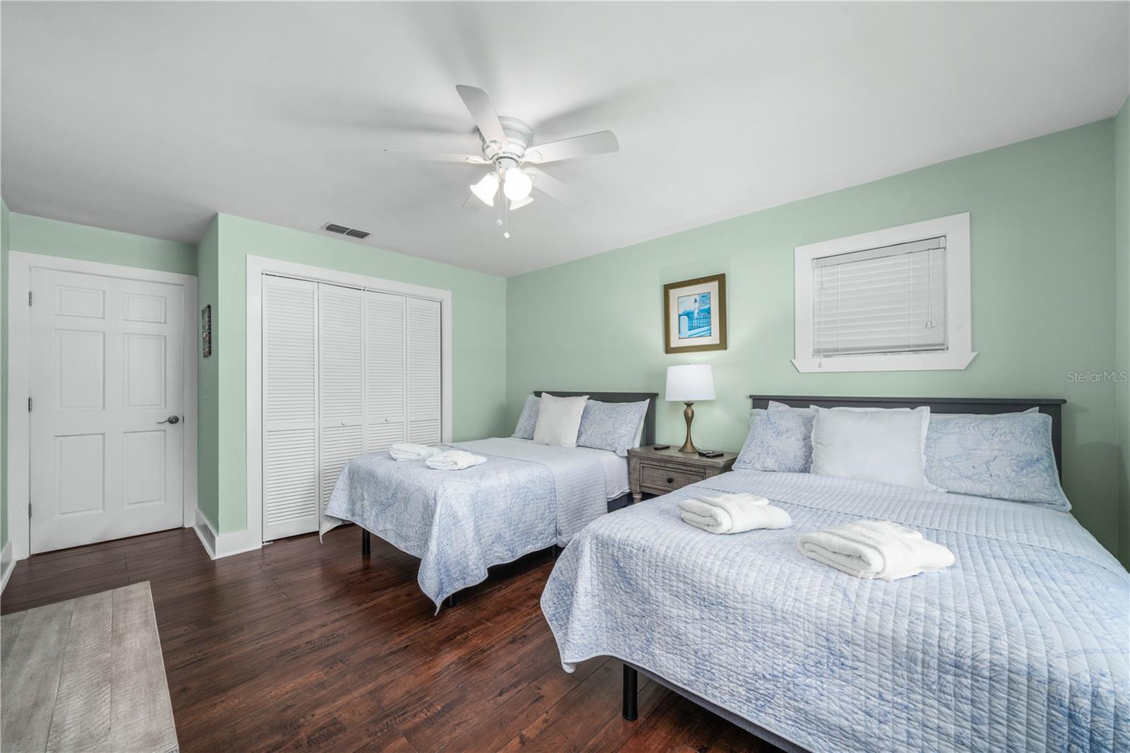 922 LAKE DR E, LAKE PLACID, FL, 33852