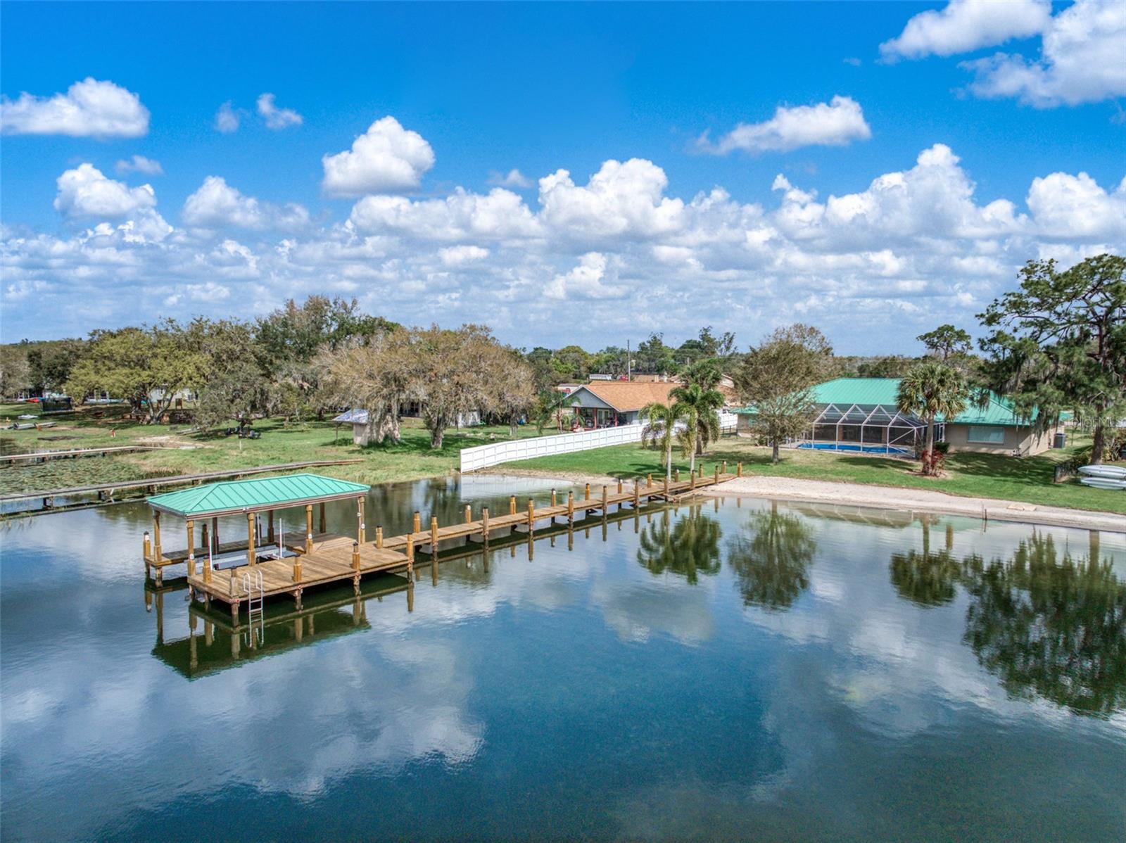 922 LAKE DR E, LAKE PLACID, FL, 33852