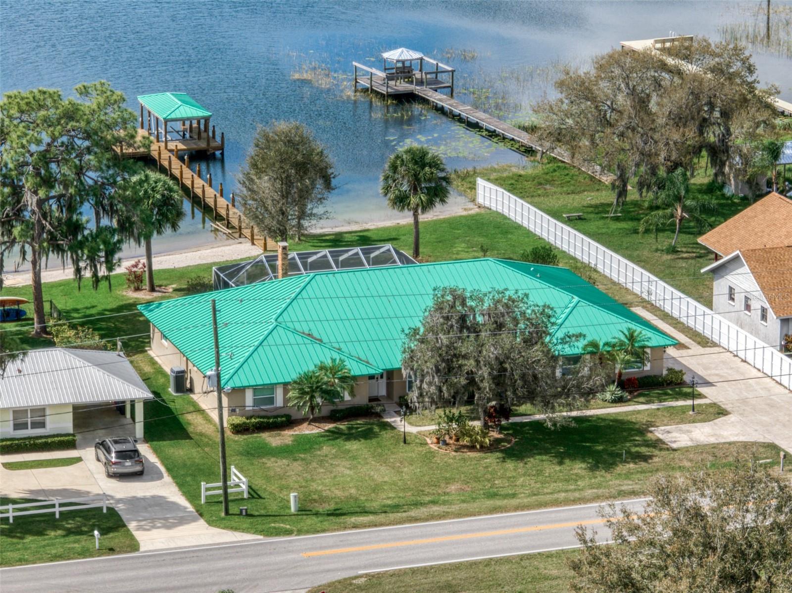 922 LAKE DR E, LAKE PLACID, FL, 33852