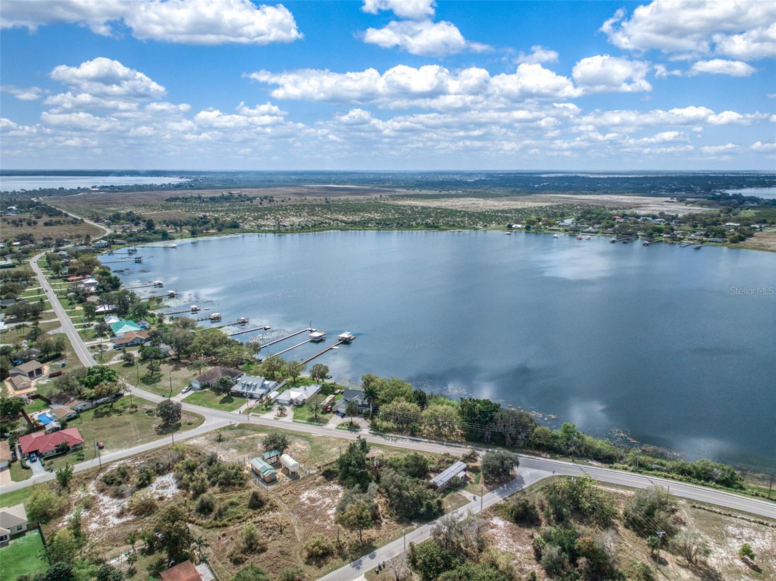 922 LAKE DR E, LAKE PLACID, FL, 33852