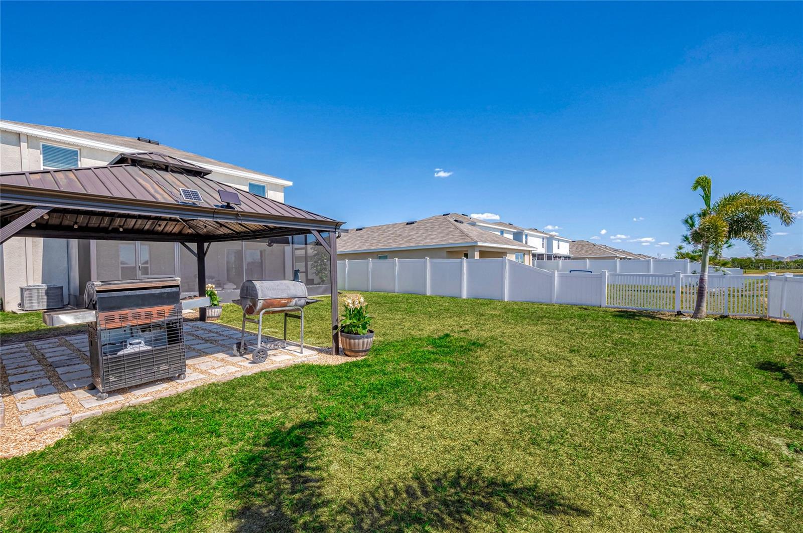 1236 7TH AVE NW, RUSKIN, FL, 33570