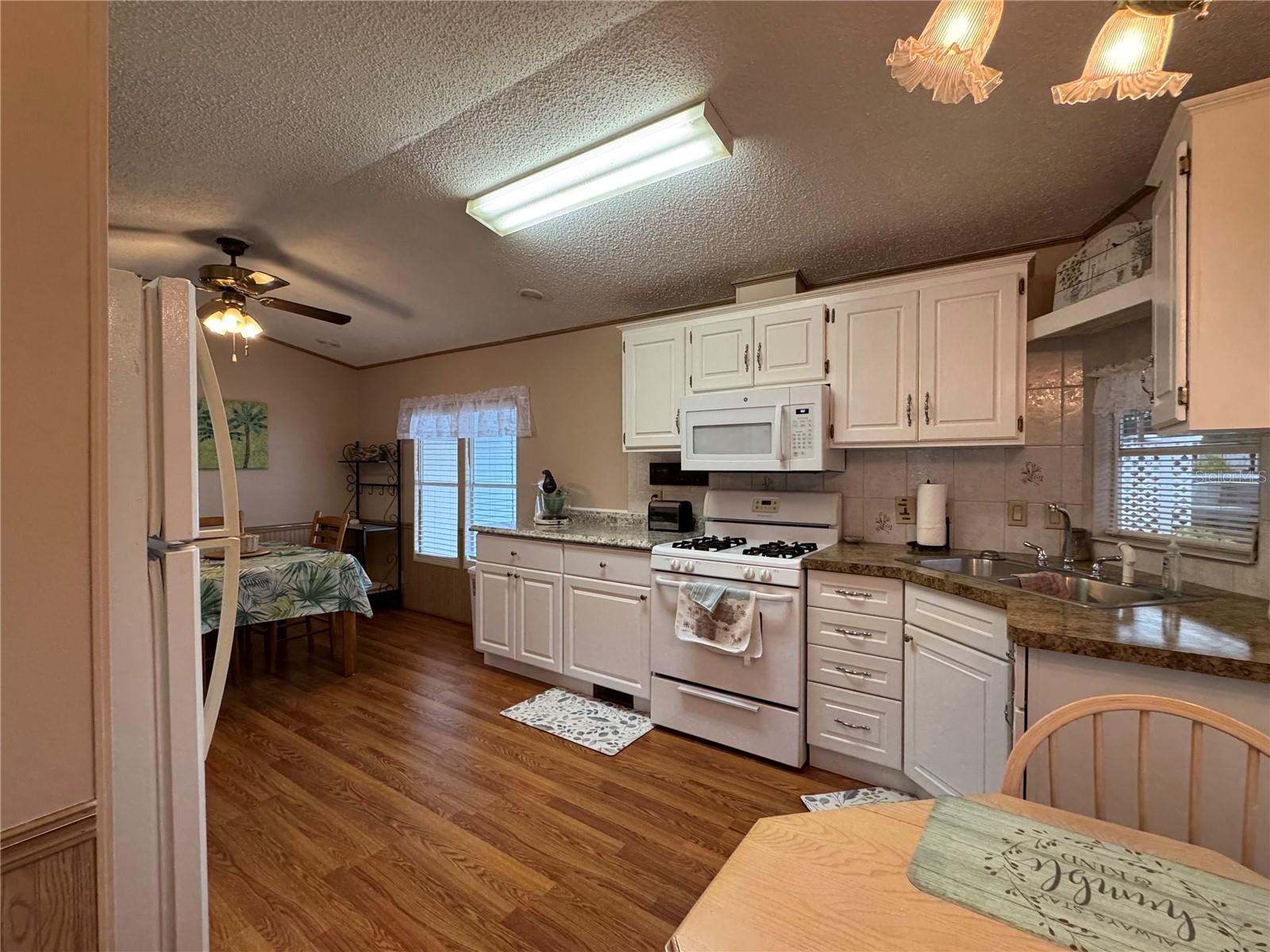 4927 BRITNI WAY, ZEPHYRHILLS, FL, 33541