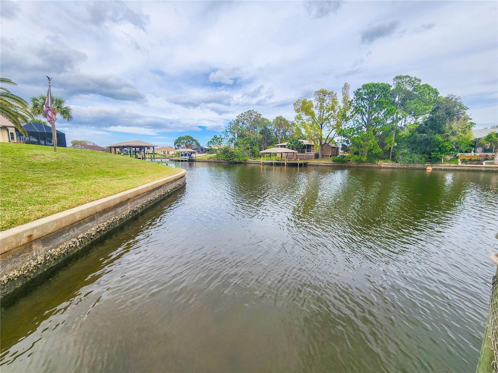 20 COMET CT, PALM COAST, FL, 32137